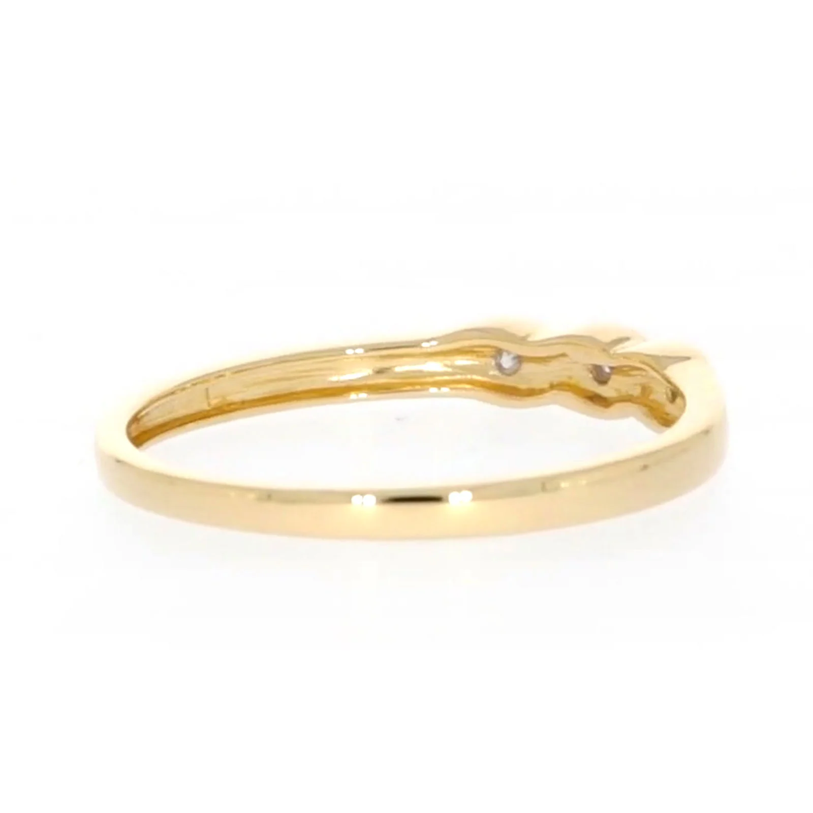 9ct Yellow Gold & Diamond Set Twist Ring - Image 47
