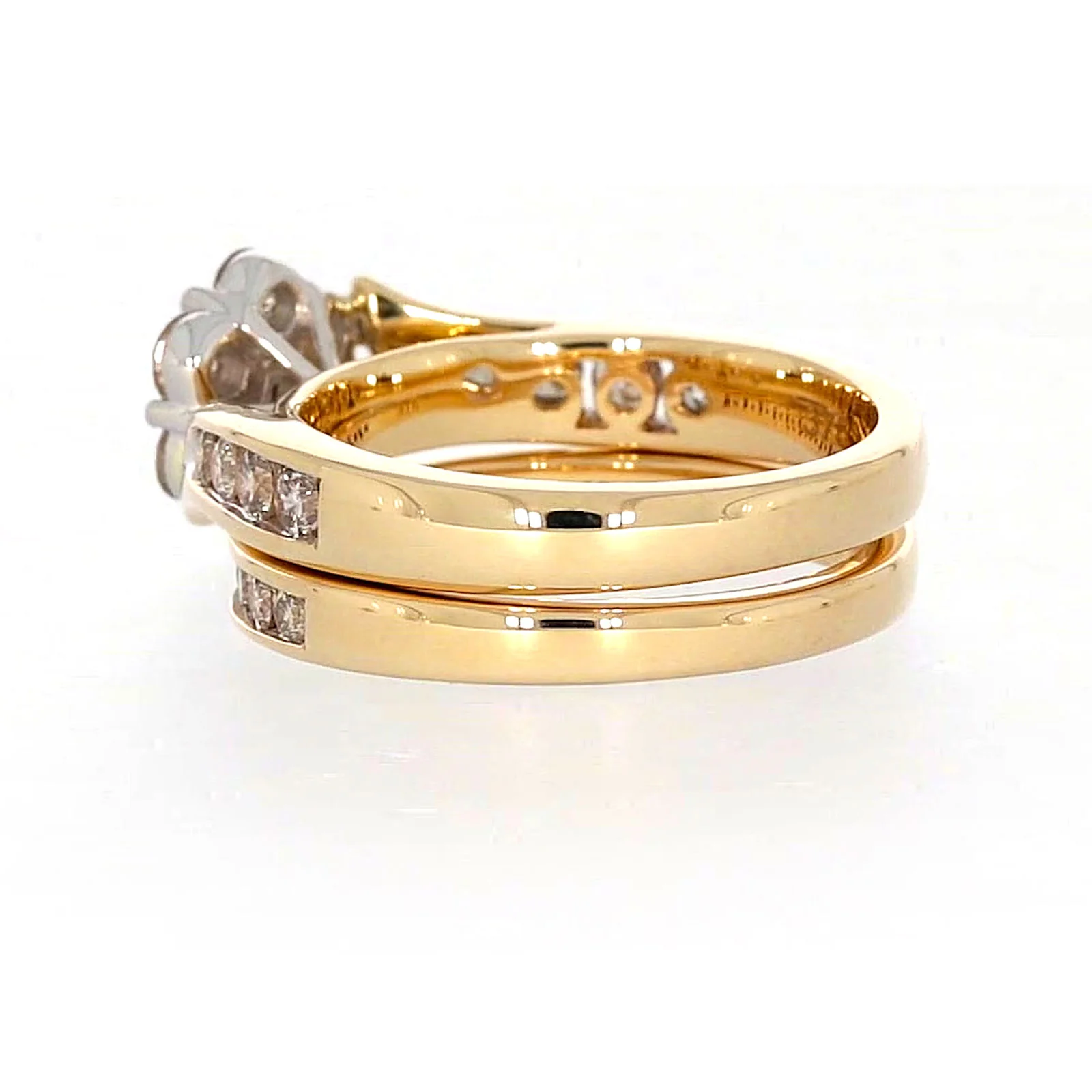 9ct Two Tone Gold Round Brilliant Cut with 1.35 Carat tw of Diamonds Ring - Image 28