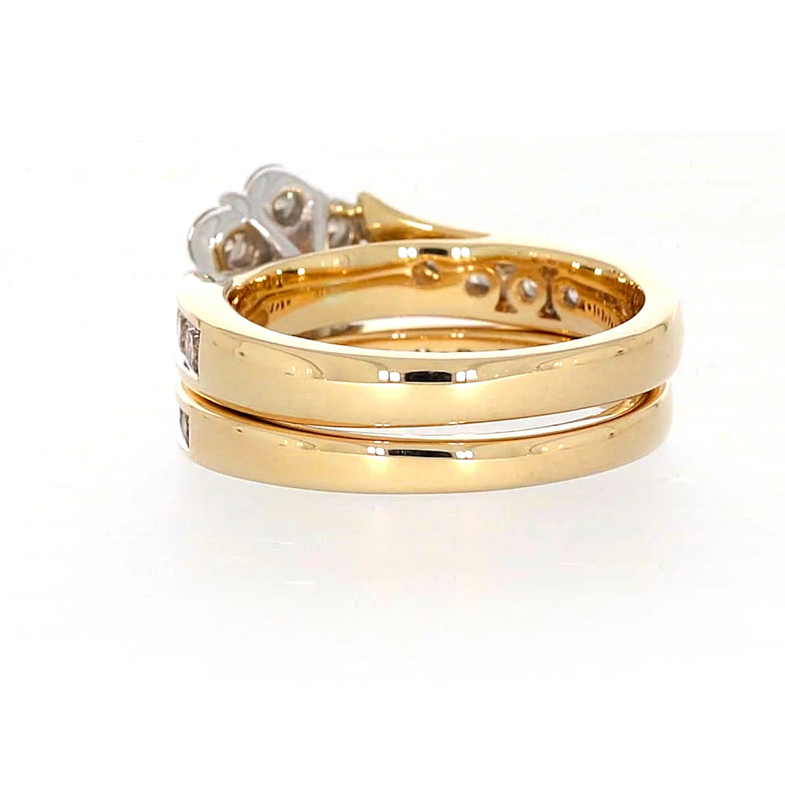 9ct Two Tone Gold Round Brilliant Cut with 1.35 Carat tw of Diamonds Ring - Image 32