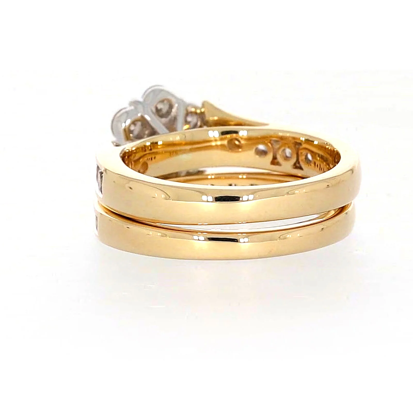 9ct Two Tone Gold Round Brilliant Cut with 1.35 Carat tw of Diamonds Ring - Image 33