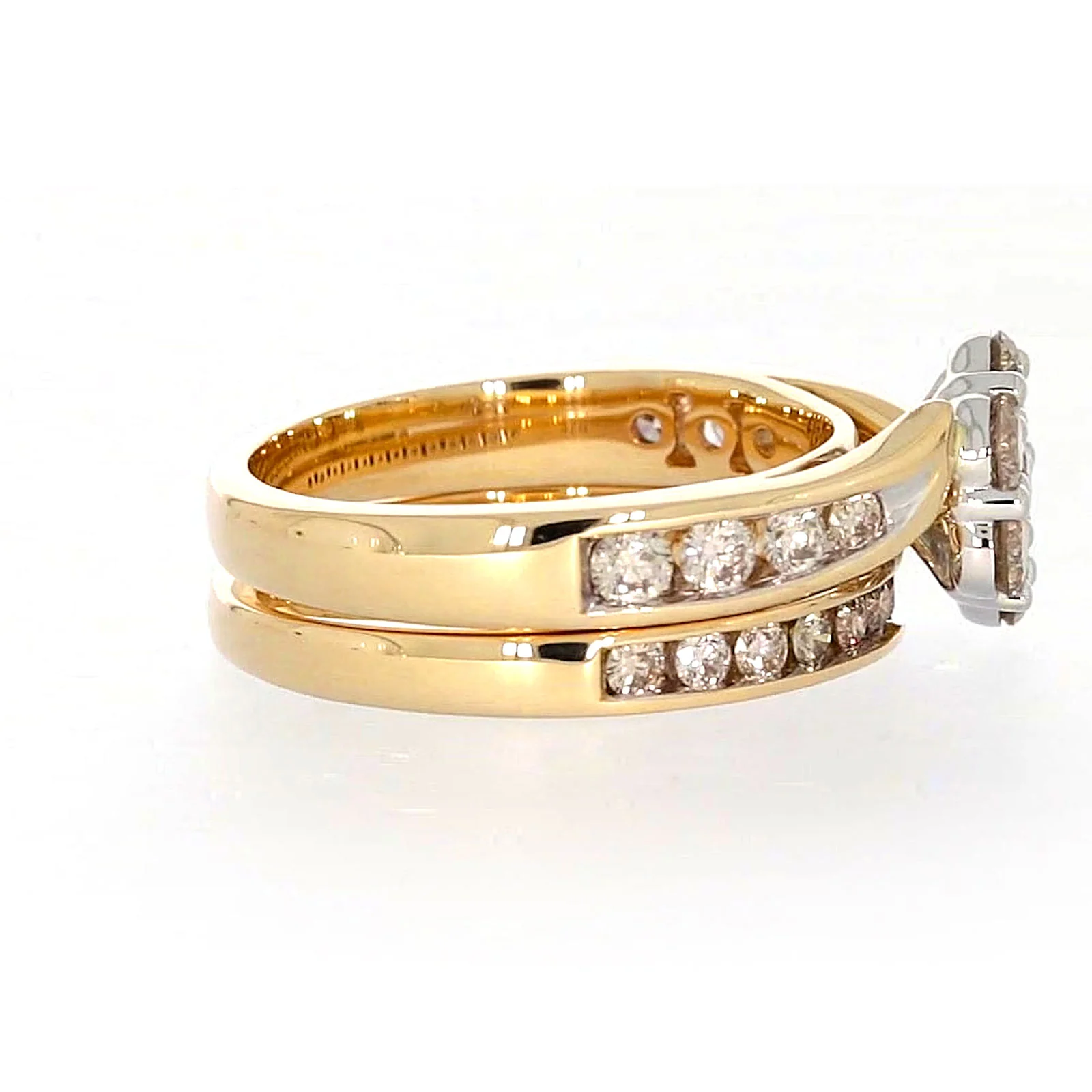 9ct Two Tone Gold Round Brilliant Cut with 1.35 Carat tw of Diamonds Ring - Image 57