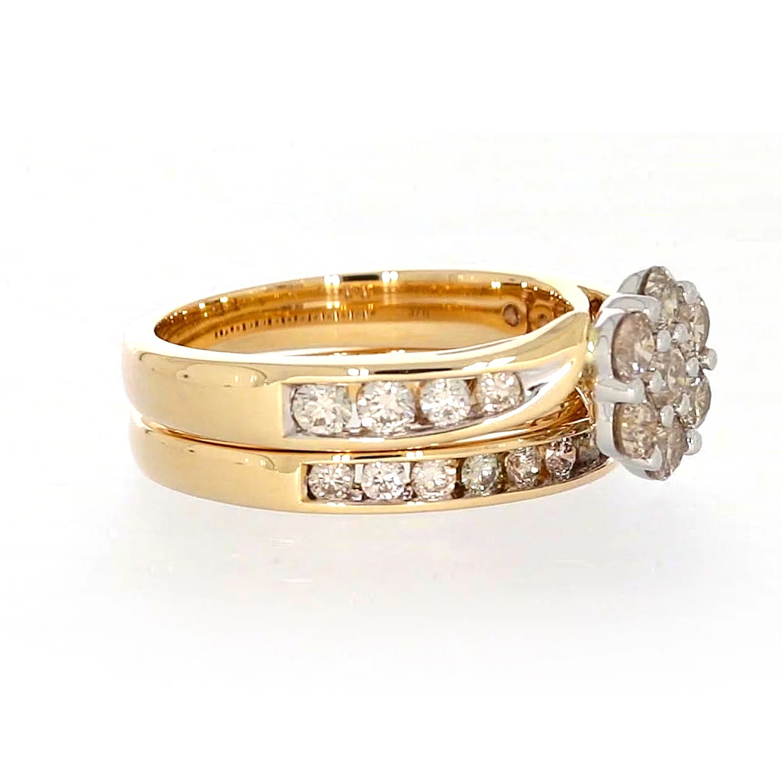 9ct Two Tone Gold Round Brilliant Cut with 1.35 Carat tw of Diamonds Ring - Image 62