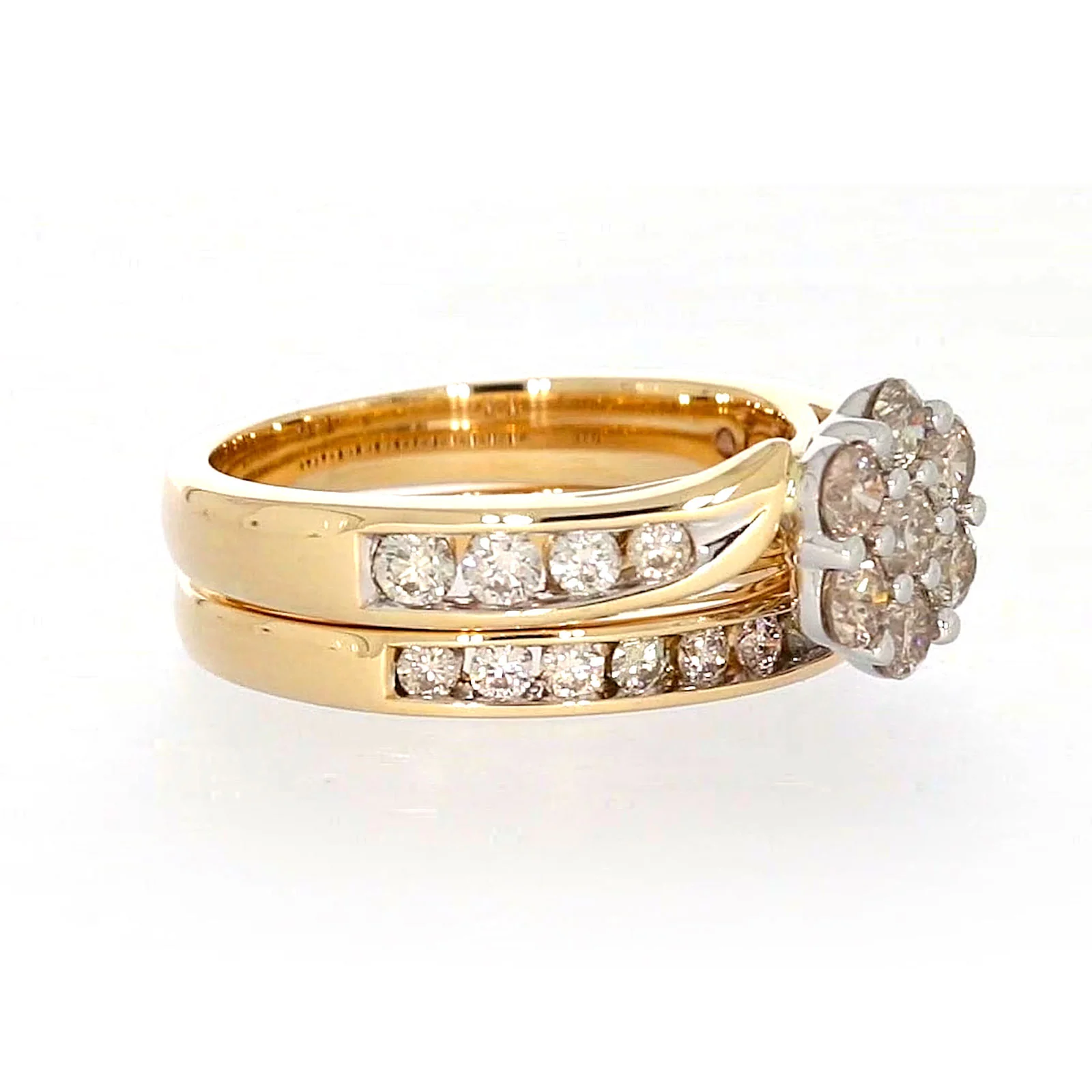 9ct Two Tone Gold Round Brilliant Cut with 1.35 Carat tw of Diamonds Ring - Image 63