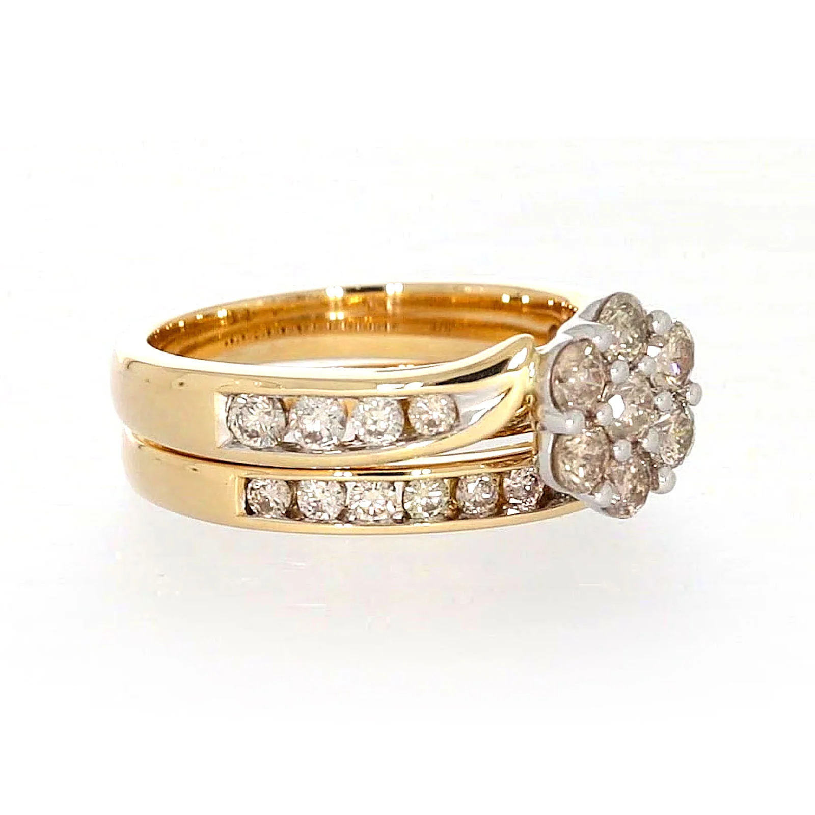 9ct Two Tone Gold Round Brilliant Cut with 1.35 Carat tw of Diamonds Ring - Image 65