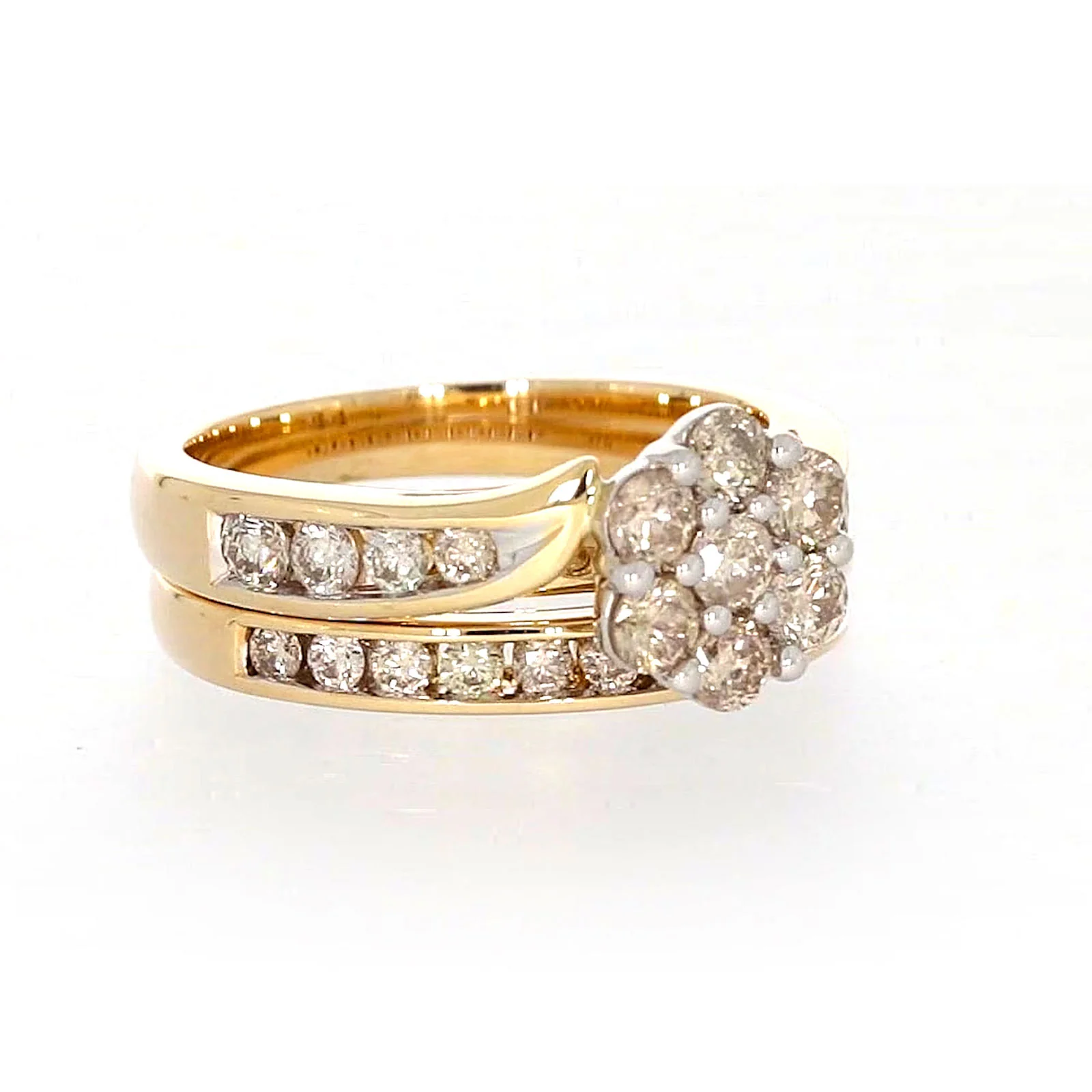 9ct Two Tone Gold Round Brilliant Cut with 1.35 Carat tw of Diamonds Ring - Image 68
