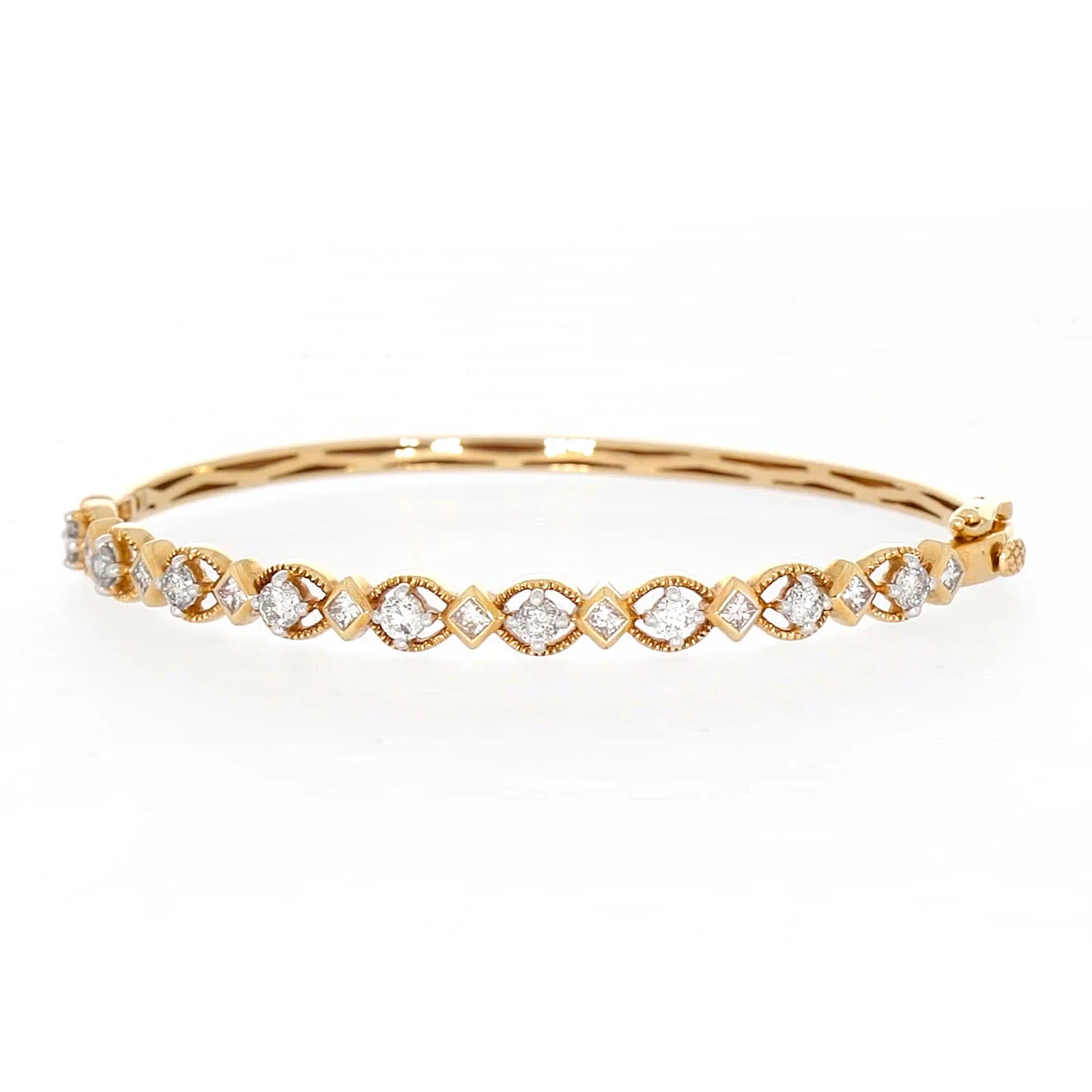 Paris 14ct Yellow Gold Princess & Round Brilliant Cut with 1 1/2 CARAT tw of Diamonds Bangle - Image 4