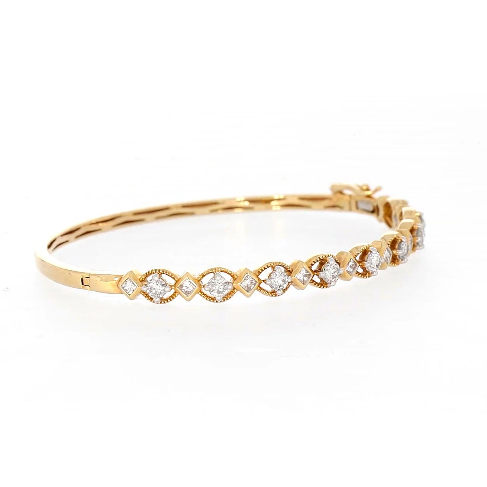 Paris 14ct Yellow Gold Princess & Round Brilliant Cut with 1 1/2 CARAT tw of Diamonds Bangle - Image 62