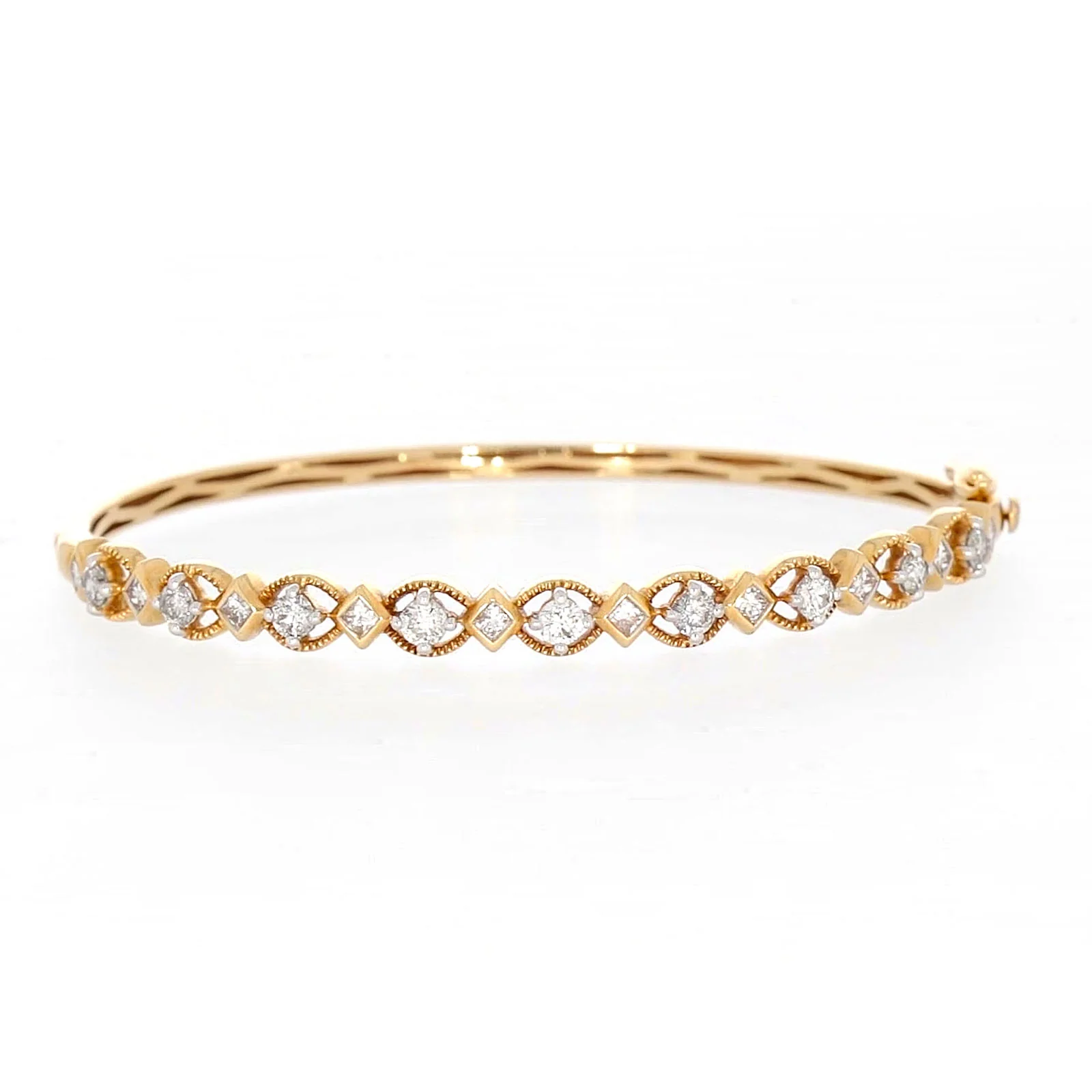 Paris 14ct Yellow Gold Princess & Round Brilliant Cut with 1 1/2 CARAT tw of Diamonds Bangle - Image 71