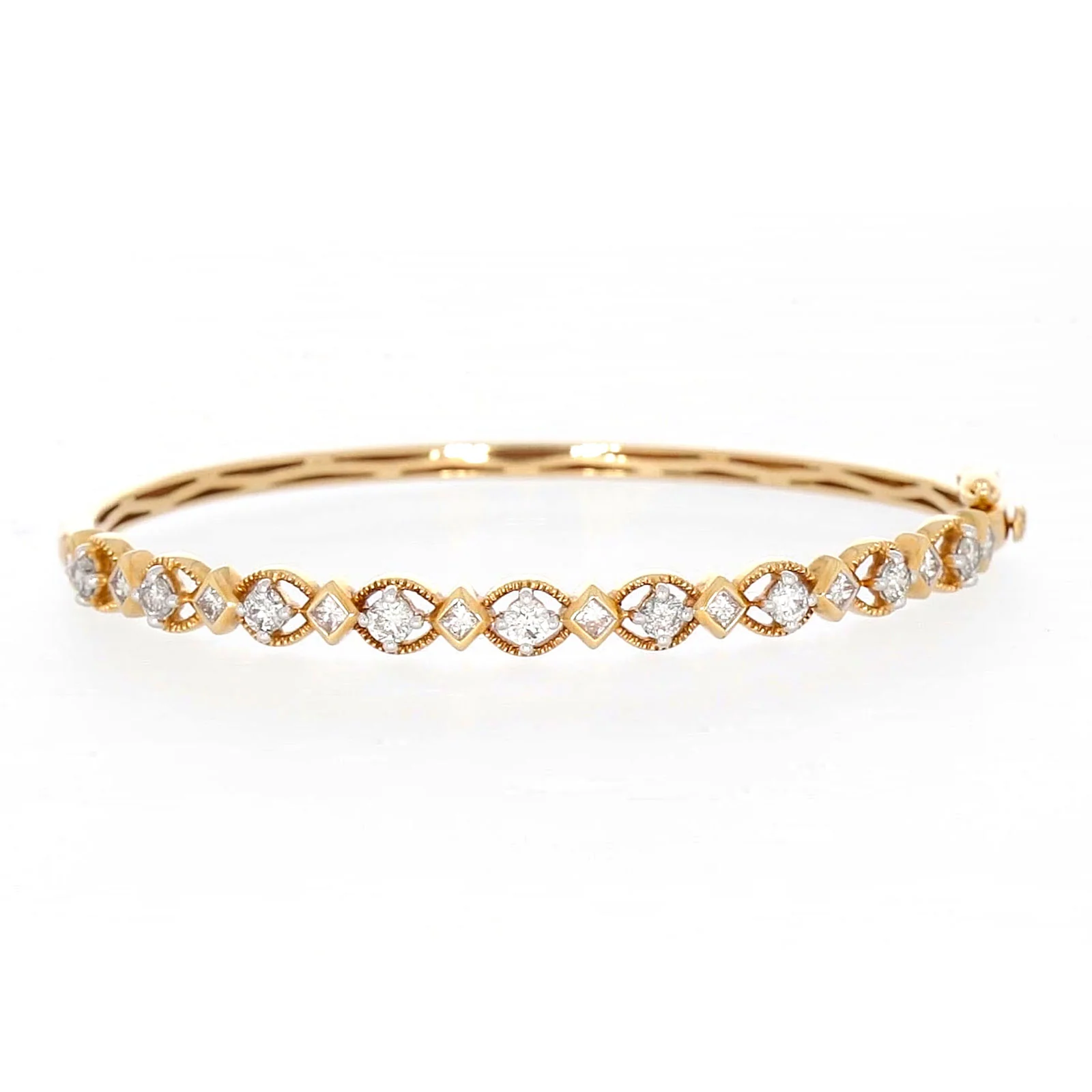 Paris 14ct Yellow Gold Princess & Round Brilliant Cut with 1 1/2 CARAT tw of Diamonds Bangle - Image 72