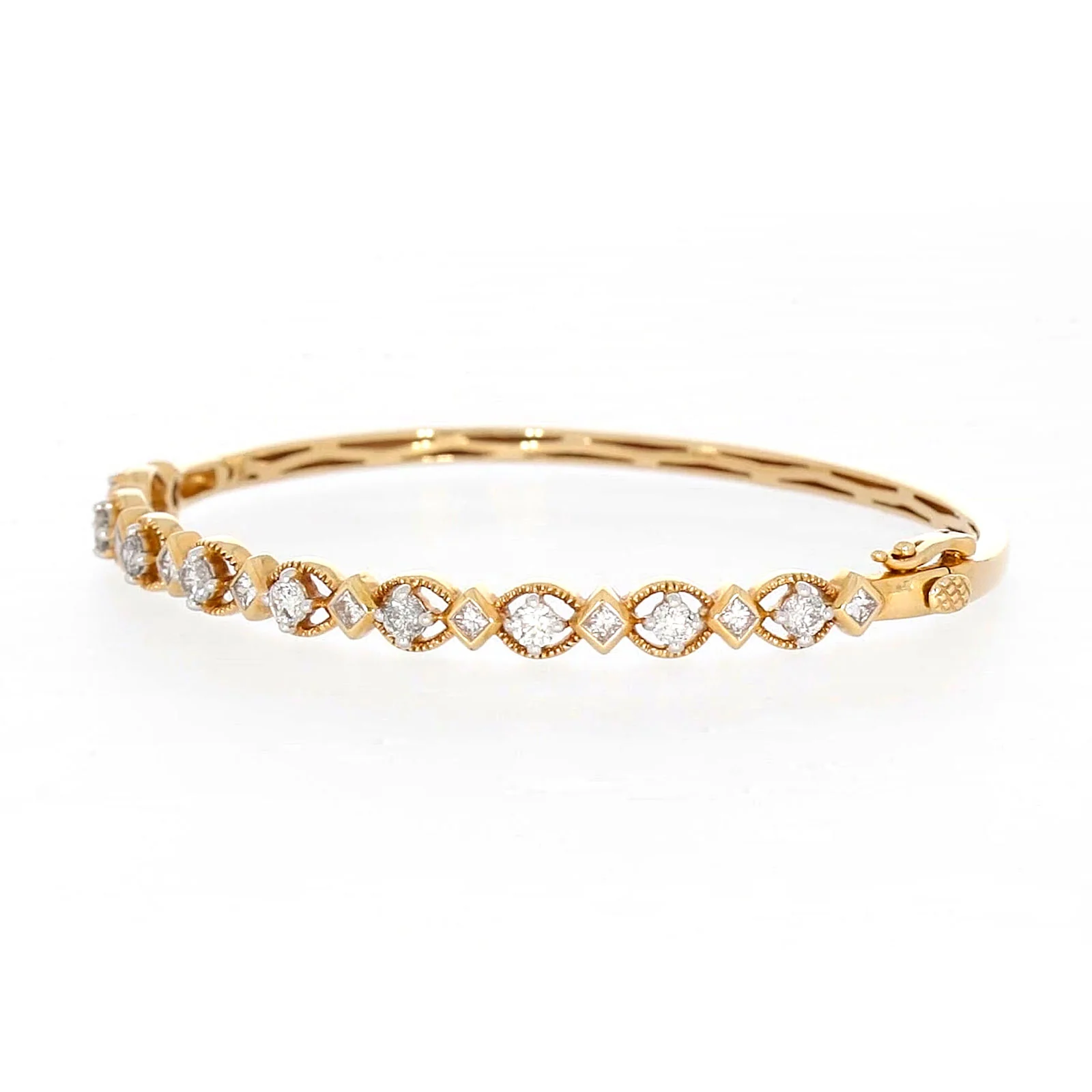 Paris 14ct Yellow Gold Princess & Round Brilliant Cut with 1 1/2 CARAT tw of Diamonds Bangle - Image 8