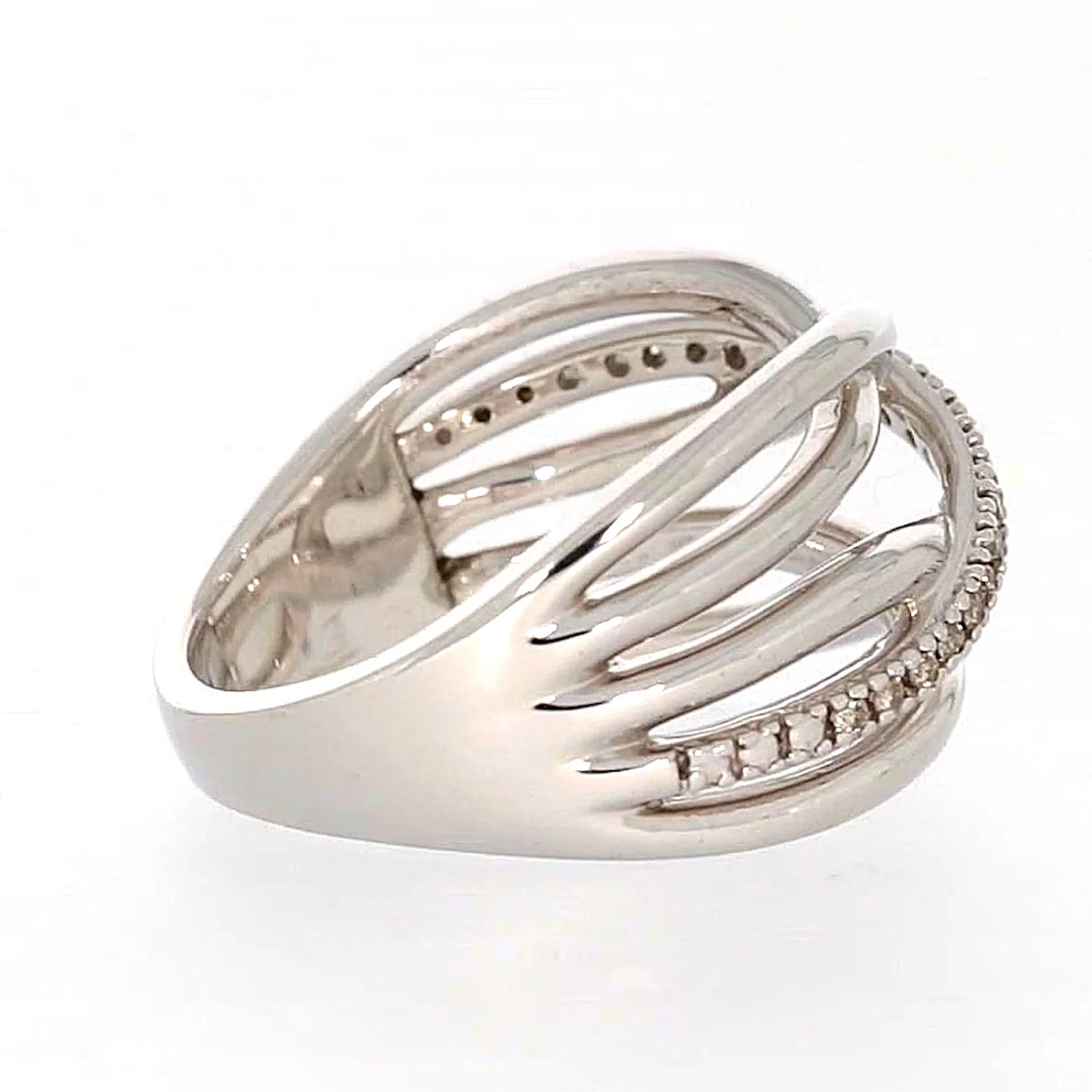 Sterling Silver Round Brilliant Cut with 0.10 CARAT tw of Diamonds Ring - Image 52