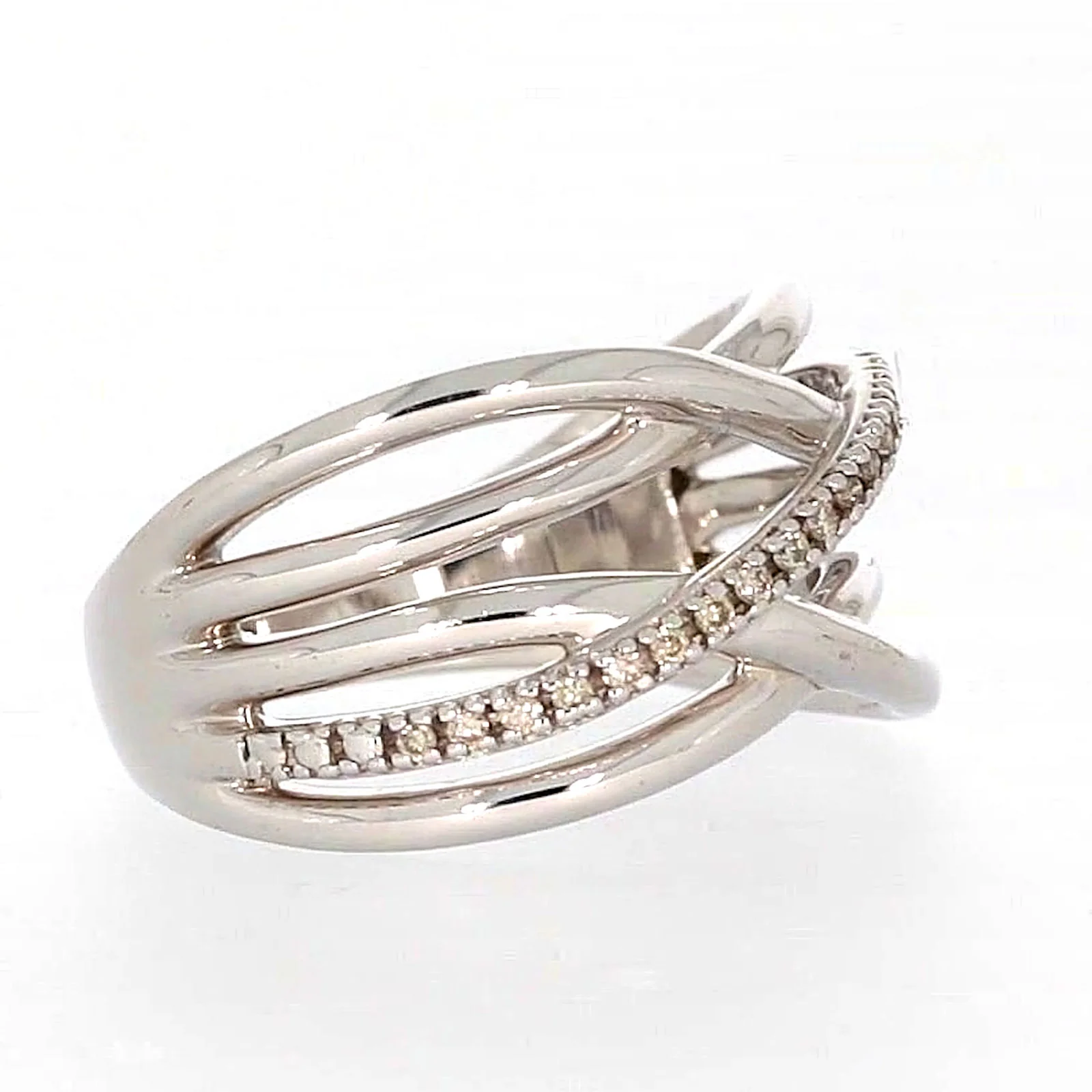 Sterling Silver Round Brilliant Cut with 0.10 CARAT tw of Diamonds Ring - Image 63