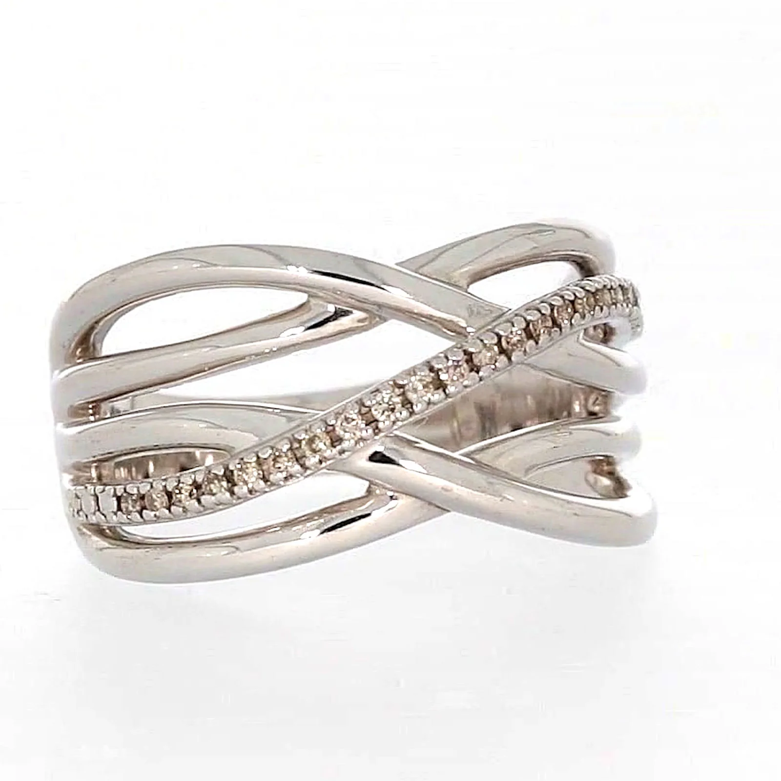 Sterling Silver Round Brilliant Cut with 0.10 CARAT tw of Diamonds Ring - Image 70