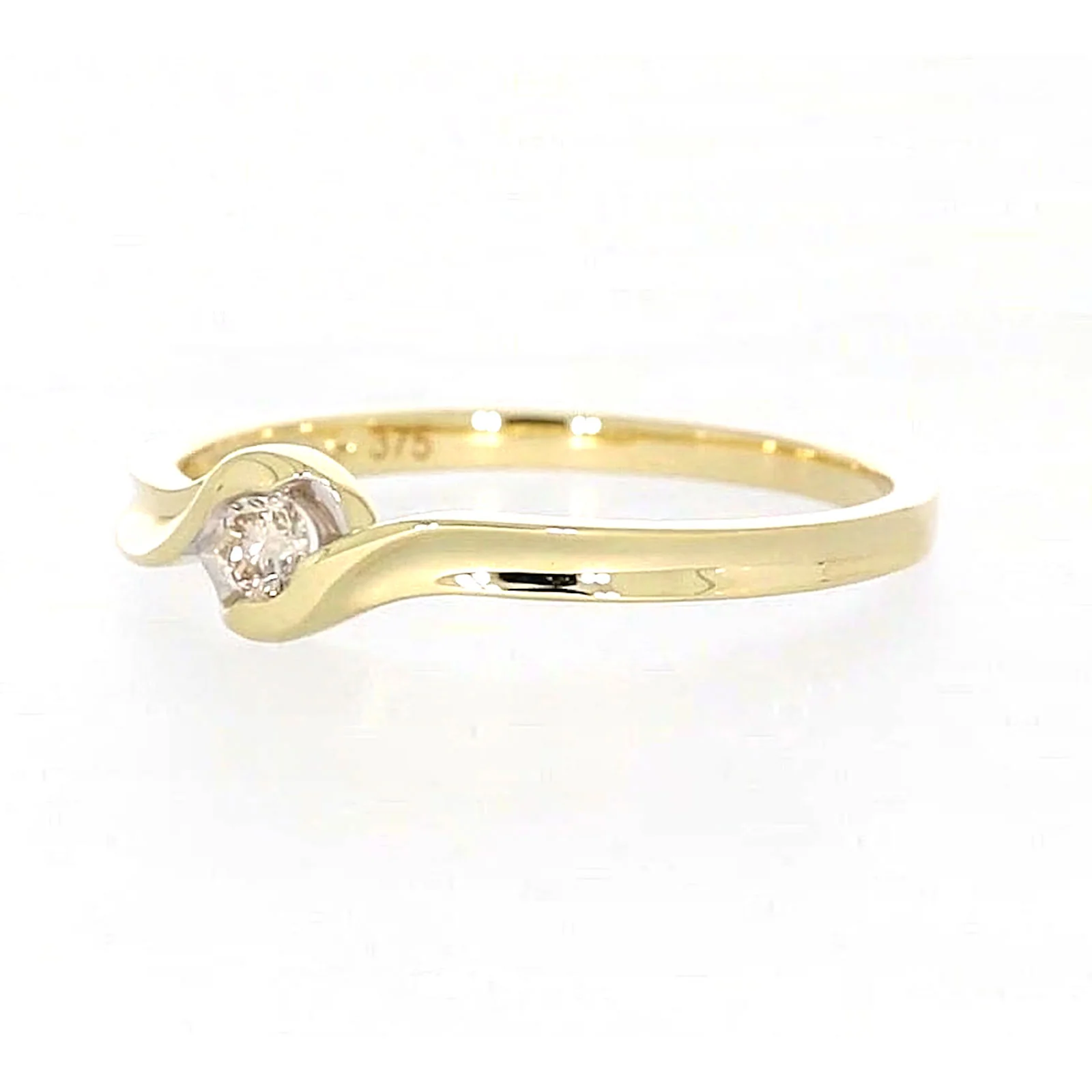 9ct Yellow Gold Round Brilliant Cut with 0.08 CARAT tw of Diamonds Ring - Image 9
