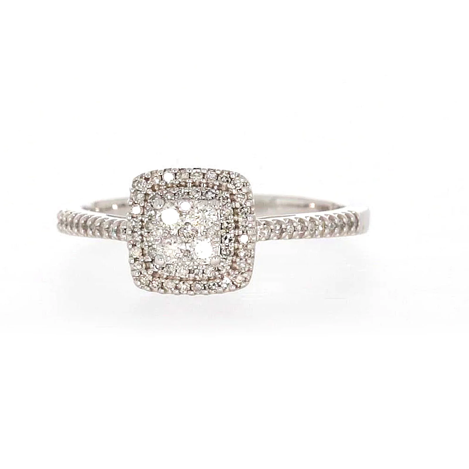 London 9ct White Gold Round Brilliant Cut with 1/3 CARAT tw of Diamonds Ring