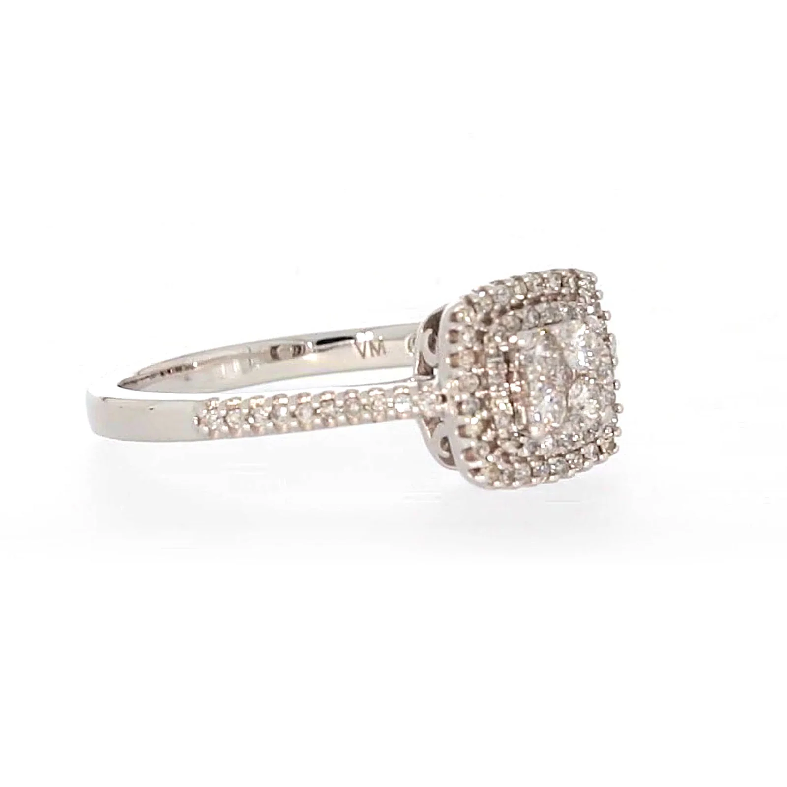 London 9ct White Gold Round Brilliant Cut with 1/3 CARAT tw of Diamonds Ring - Image 66