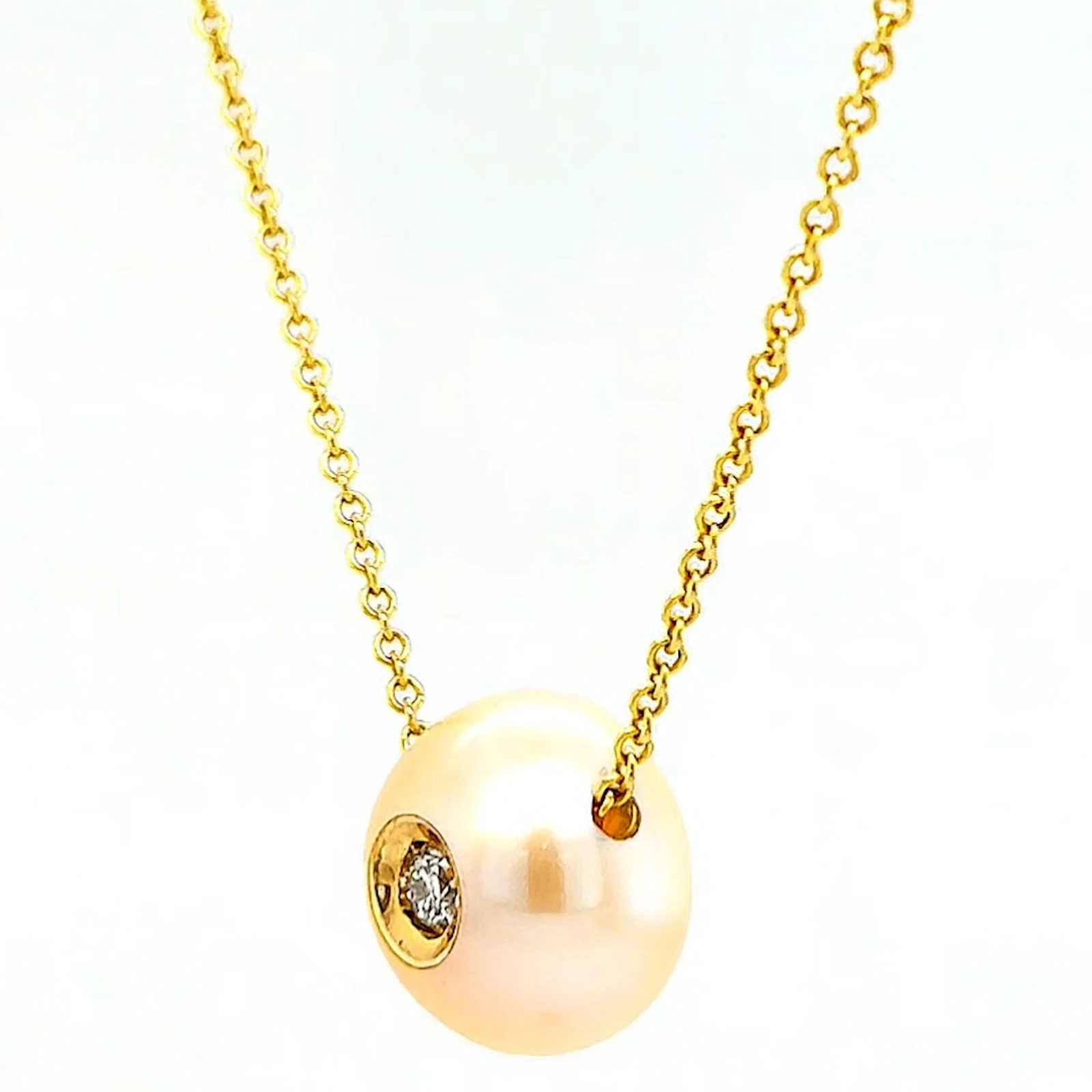 14ct Yellow Gold & Diamond Set Pendant - Image 13