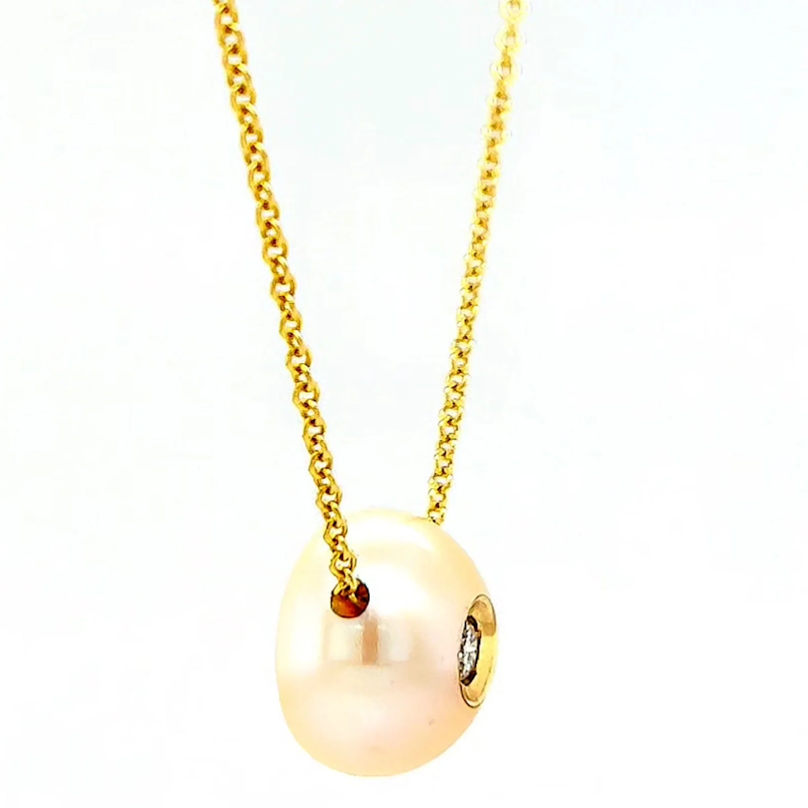 14ct Yellow Gold & Diamond Set Pendant - Image 62