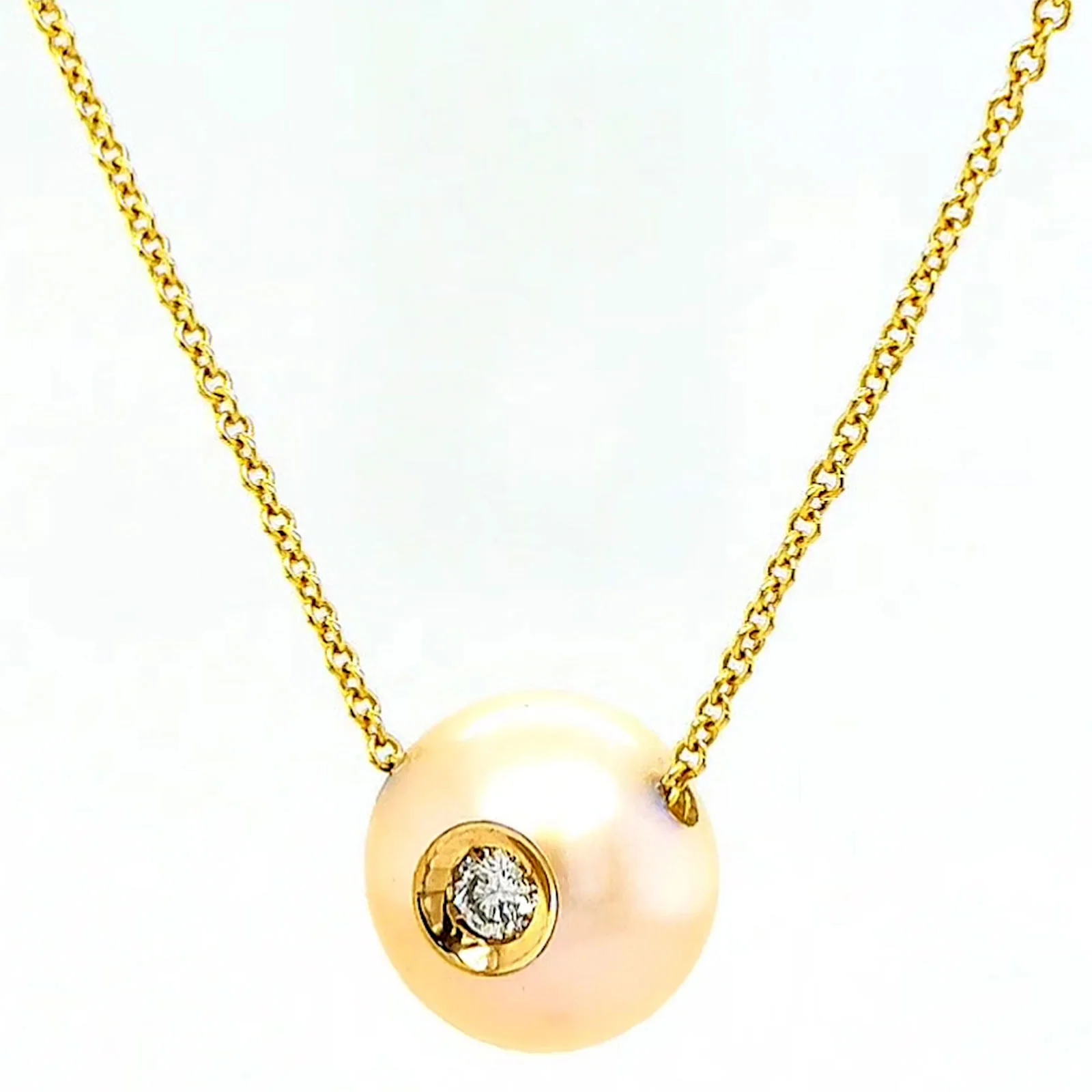 14ct Yellow Gold & Diamond Set Pendant - Image 7