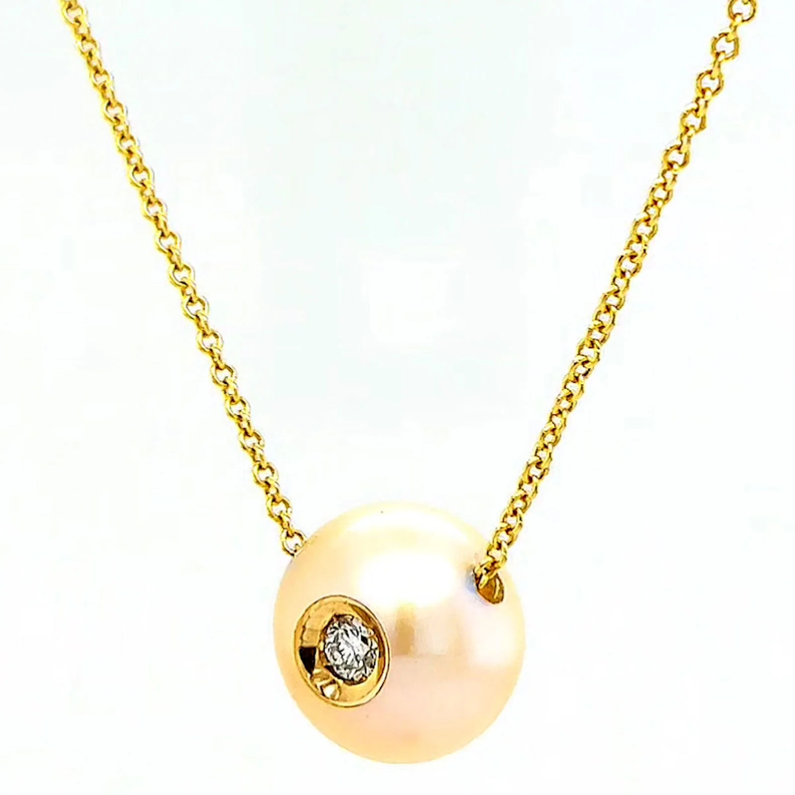 14ct Yellow Gold & Diamond Set Pendant - Image 9