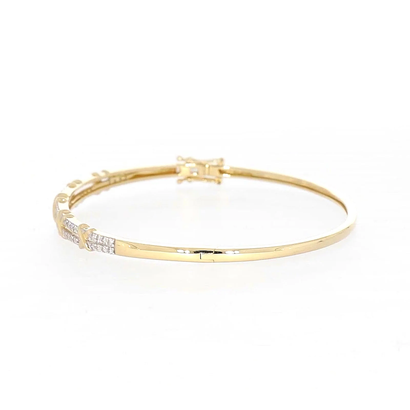 9ct Yellow Gold Round Brilliant Cut with 1/2 CARAT tw of Diamonds Bangle - Image 18