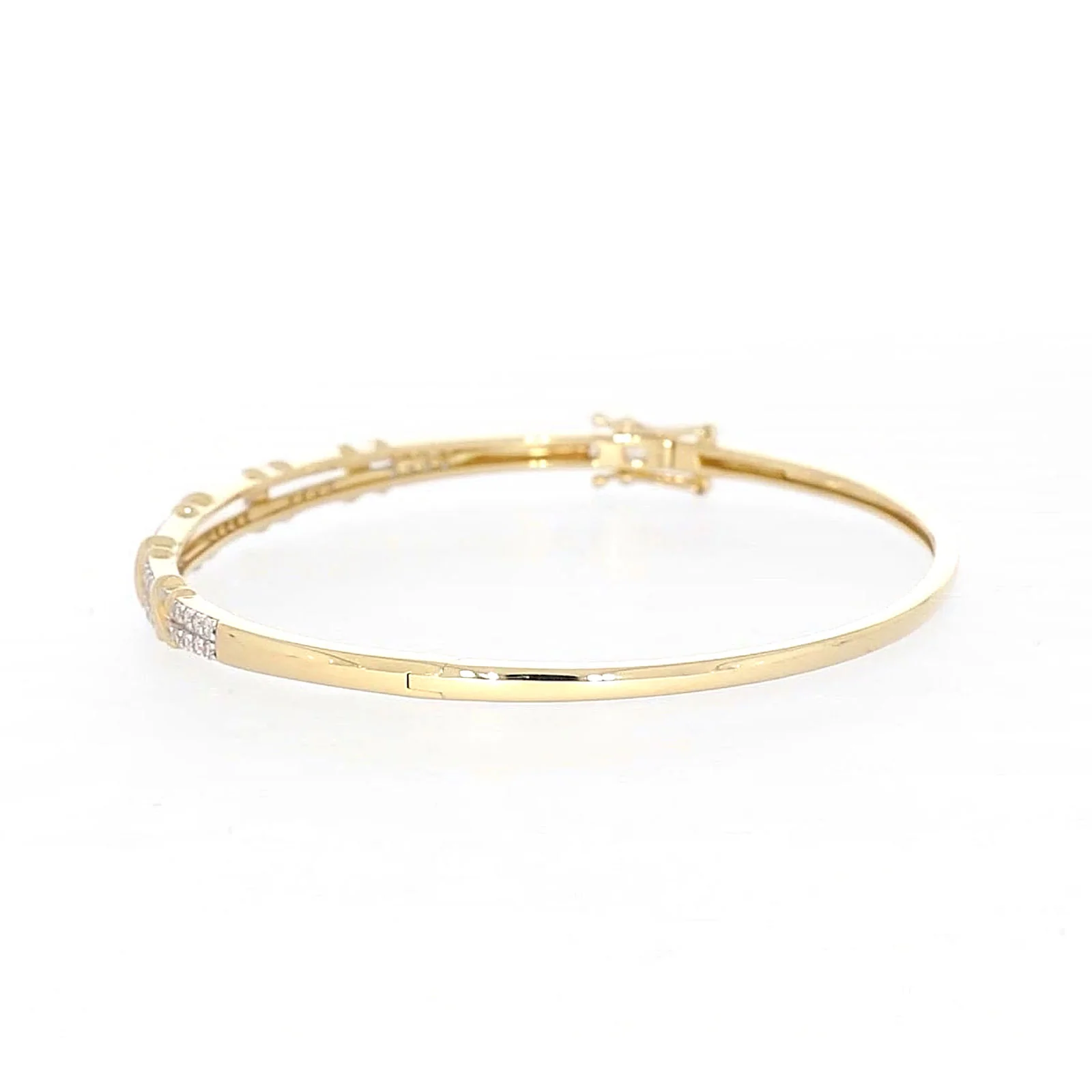 9ct Yellow Gold Round Brilliant Cut with 1/2 CARAT tw of Diamonds Bangle - Image 21