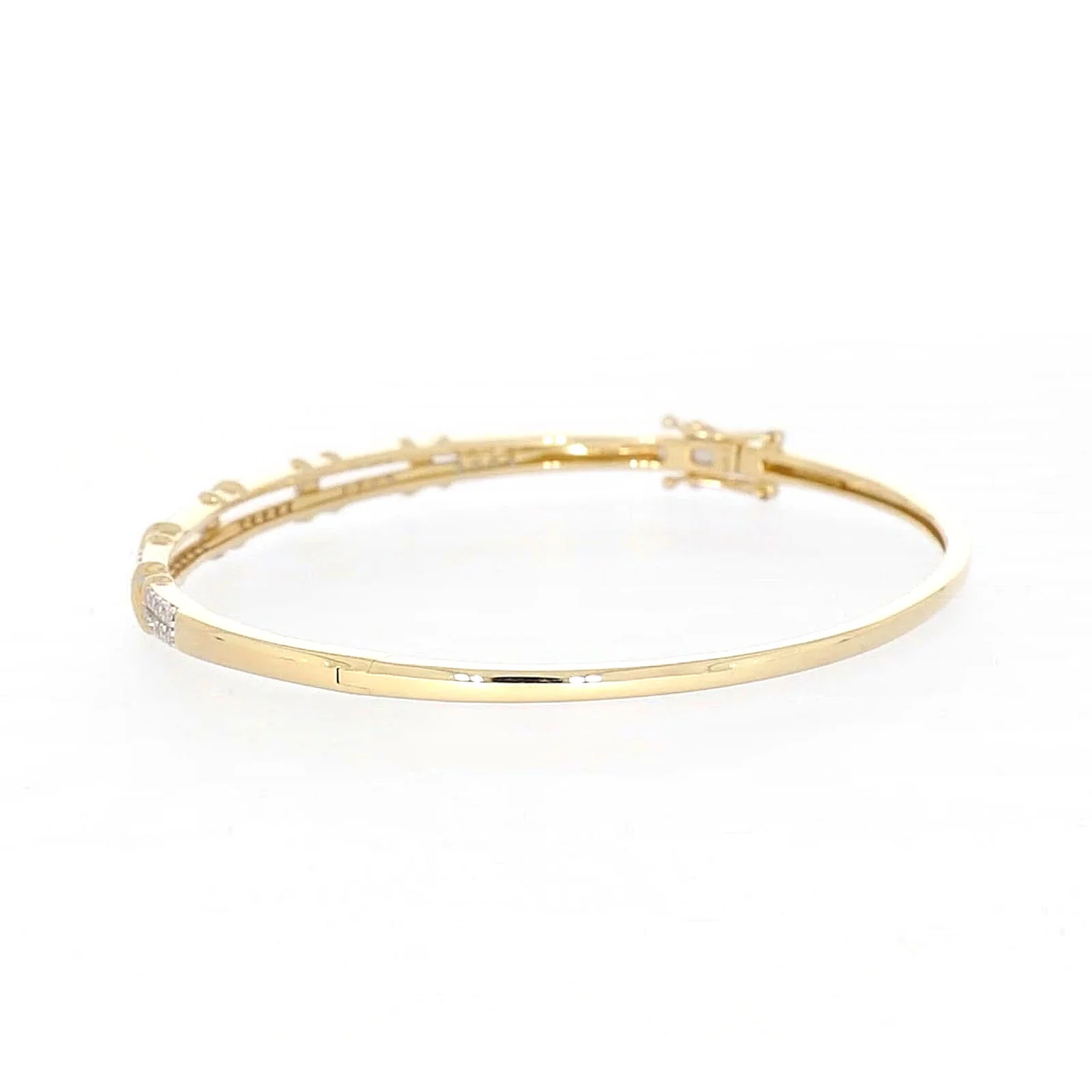 9ct Yellow Gold Round Brilliant Cut with 1/2 CARAT tw of Diamonds Bangle - Image 23