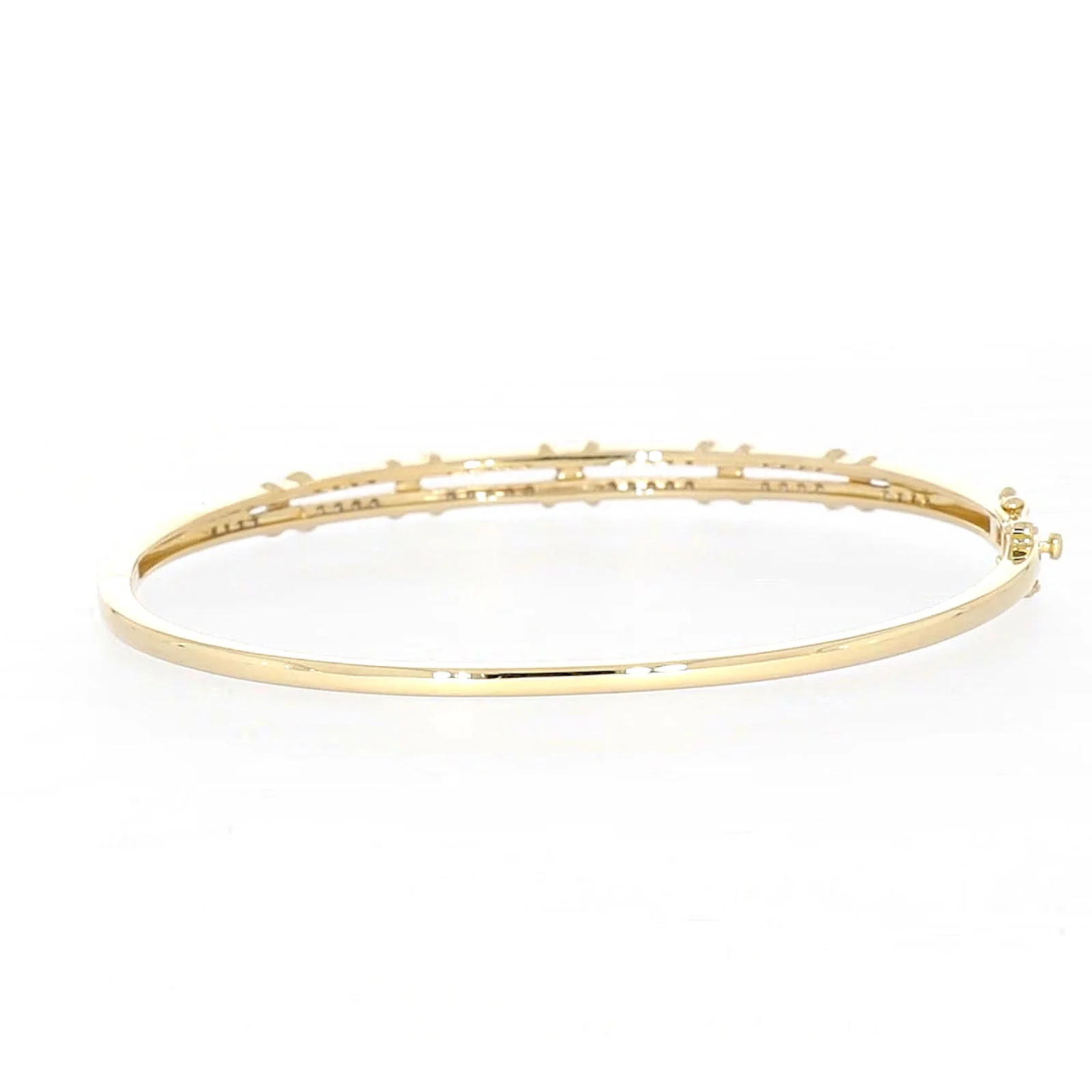 9ct Yellow Gold Round Brilliant Cut with 1/2 CARAT tw of Diamonds Bangle - Image 36