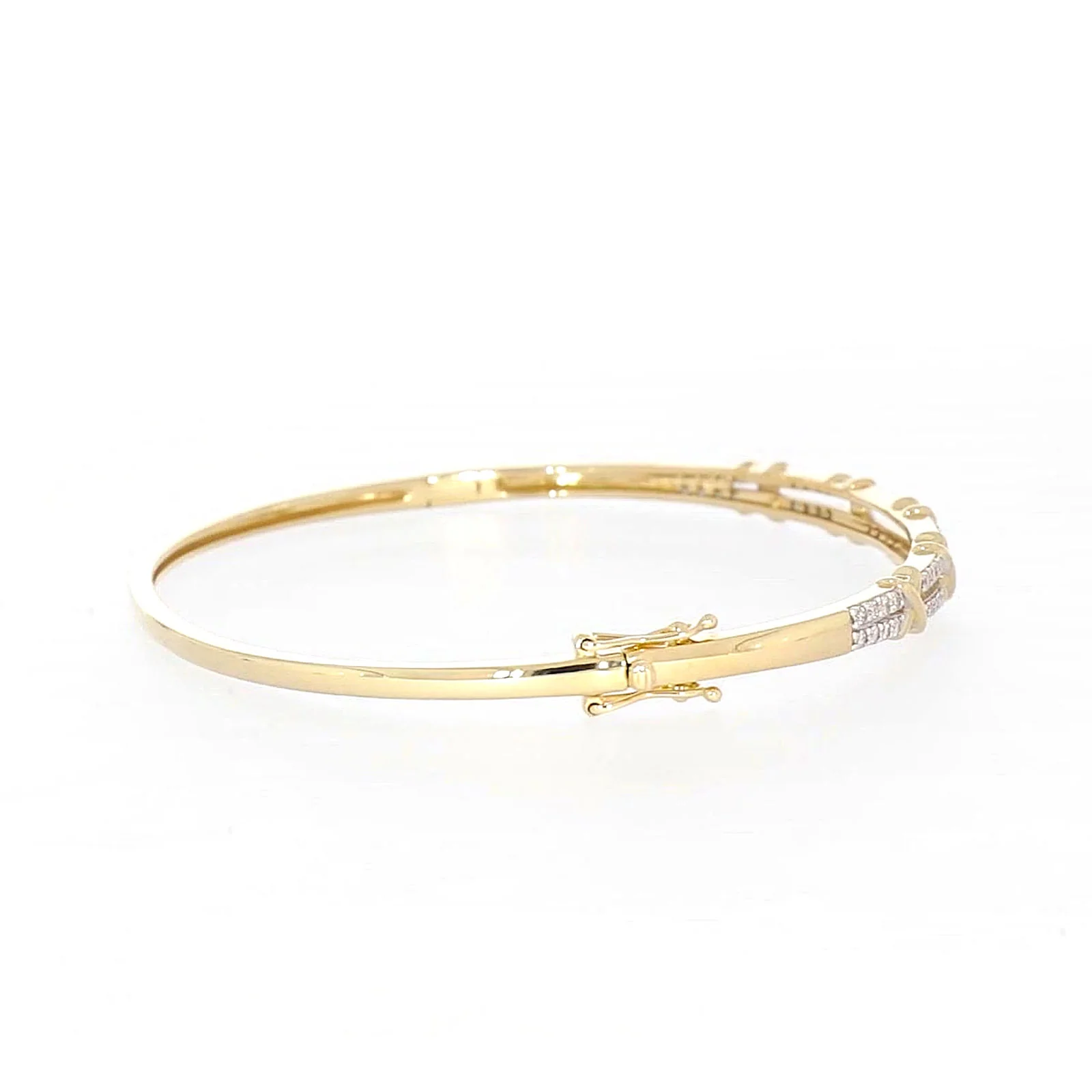 9ct Yellow Gold Round Brilliant Cut with 1/2 CARAT tw of Diamonds Bangle - Image 52