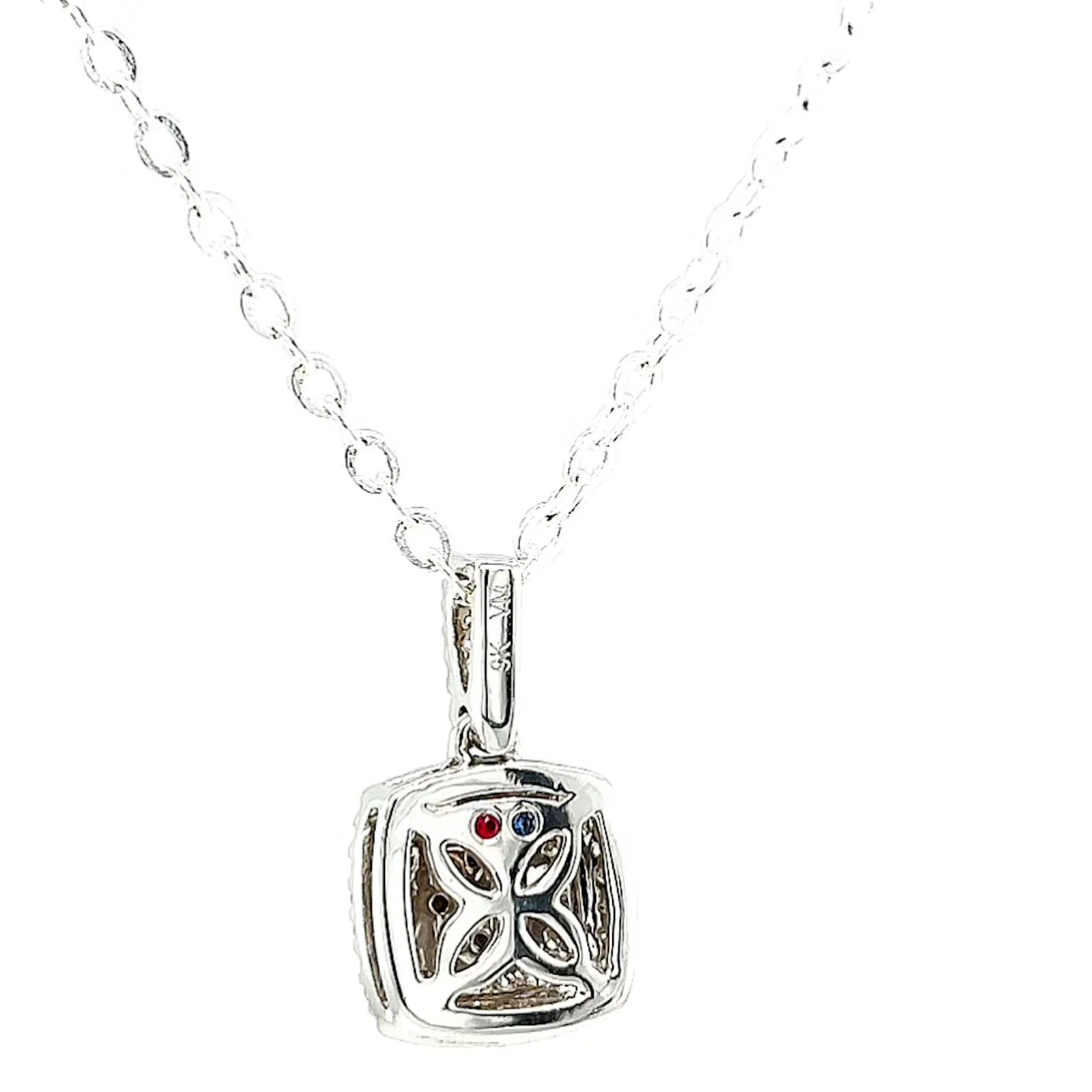 London 9ct White Gold Round Brilliant Cut with 1/4 CARAT tw of Diamond Pendant - Image 34