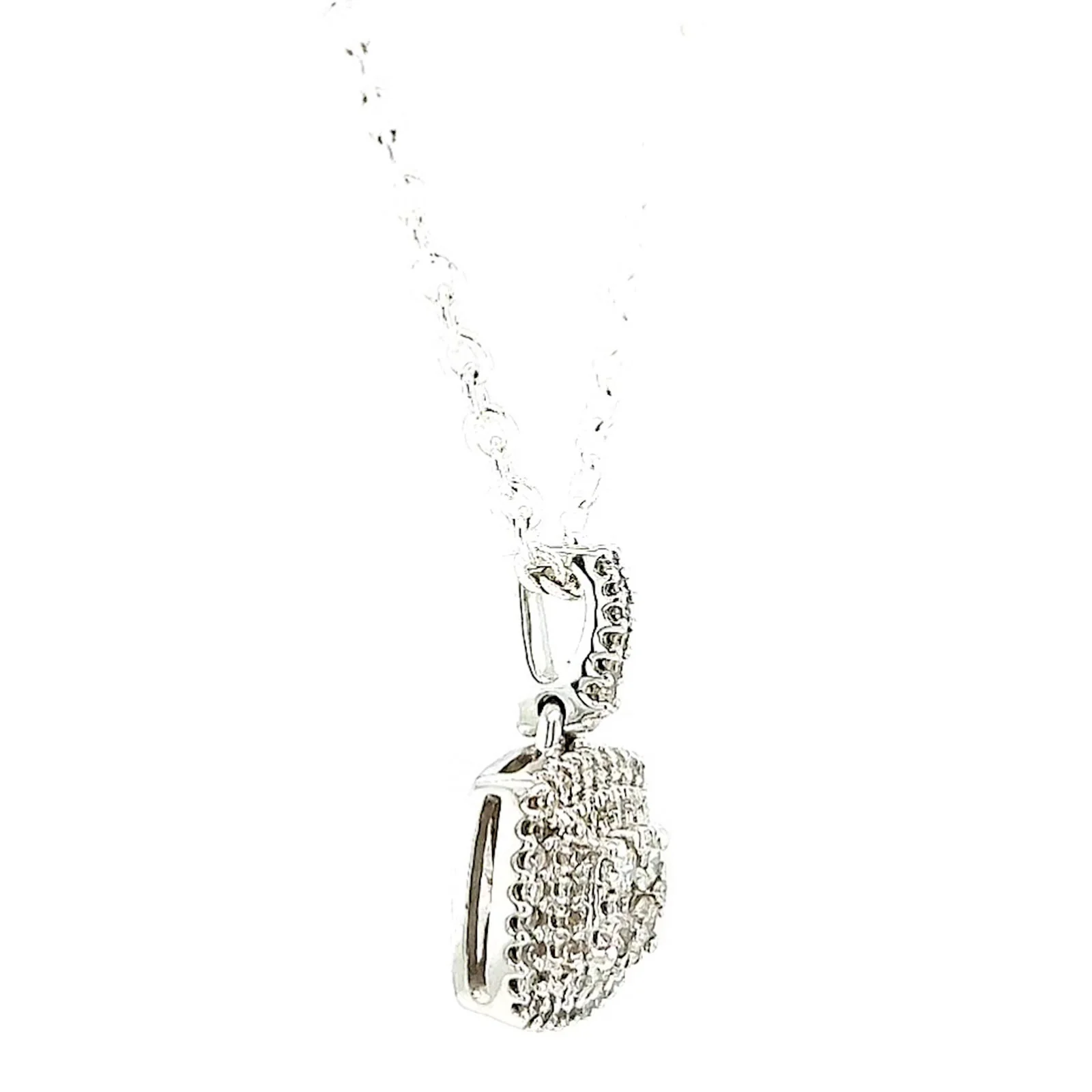 London 9ct White Gold Round Brilliant Cut with 1/4 CARAT tw of Diamond Pendant - Image 62