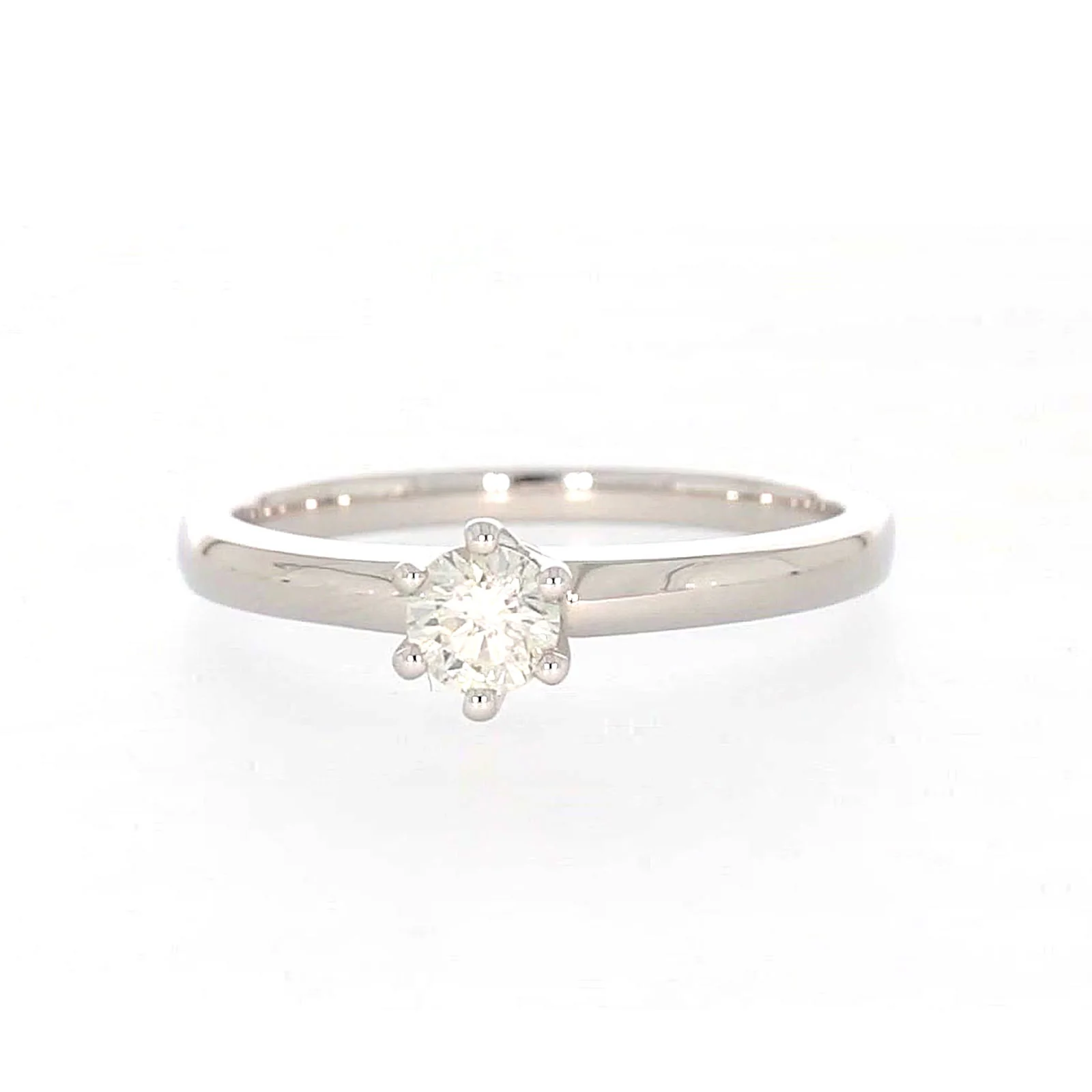 Solitaire 18ct White Gold Round Brilliant Cut with 1/3 CARAT of Diamonds Ring - Image 3