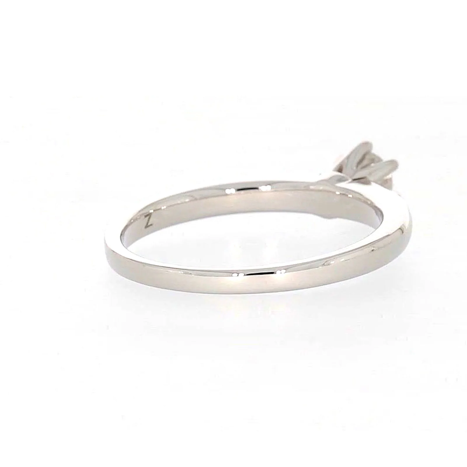 Solitaire 18ct White Gold Round Brilliant Cut with 1/3 CARAT of Diamonds Ring - Image 46