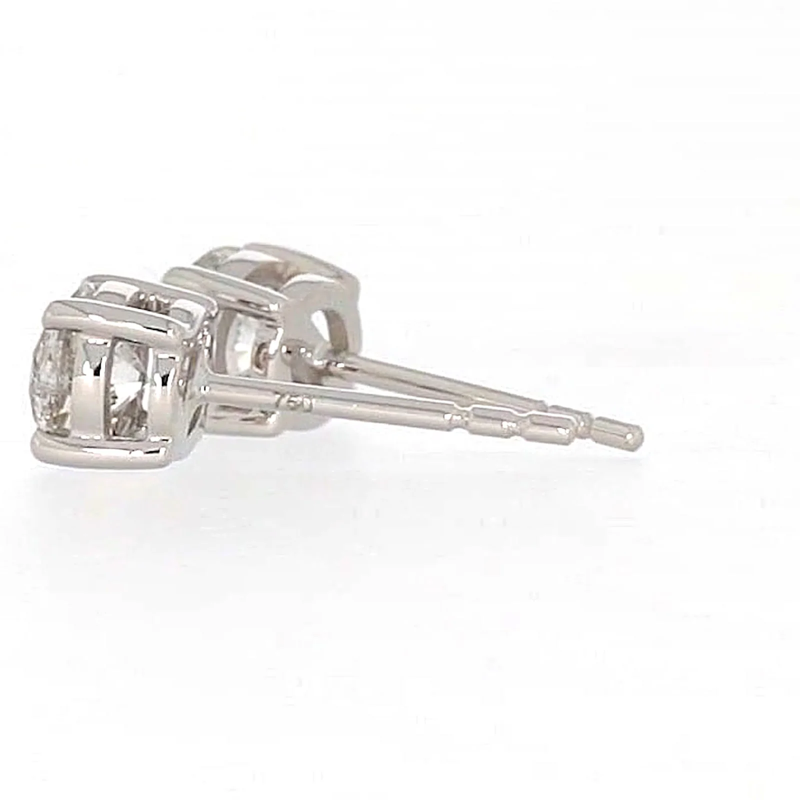 Solitaire 18ct White Gold Round Brilliant Cut with 1 CARAT tw of Diamonds Stud Earrings - Image 25