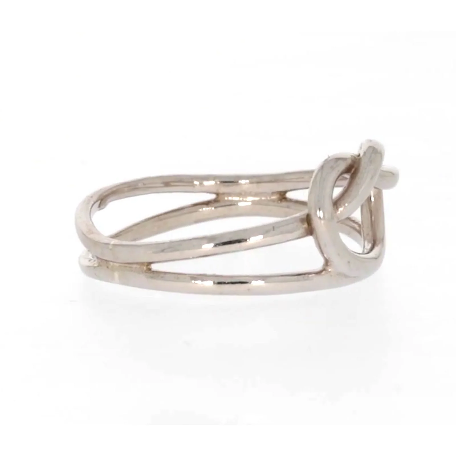 Sterling Silver Knot Heart Ring - Image 62