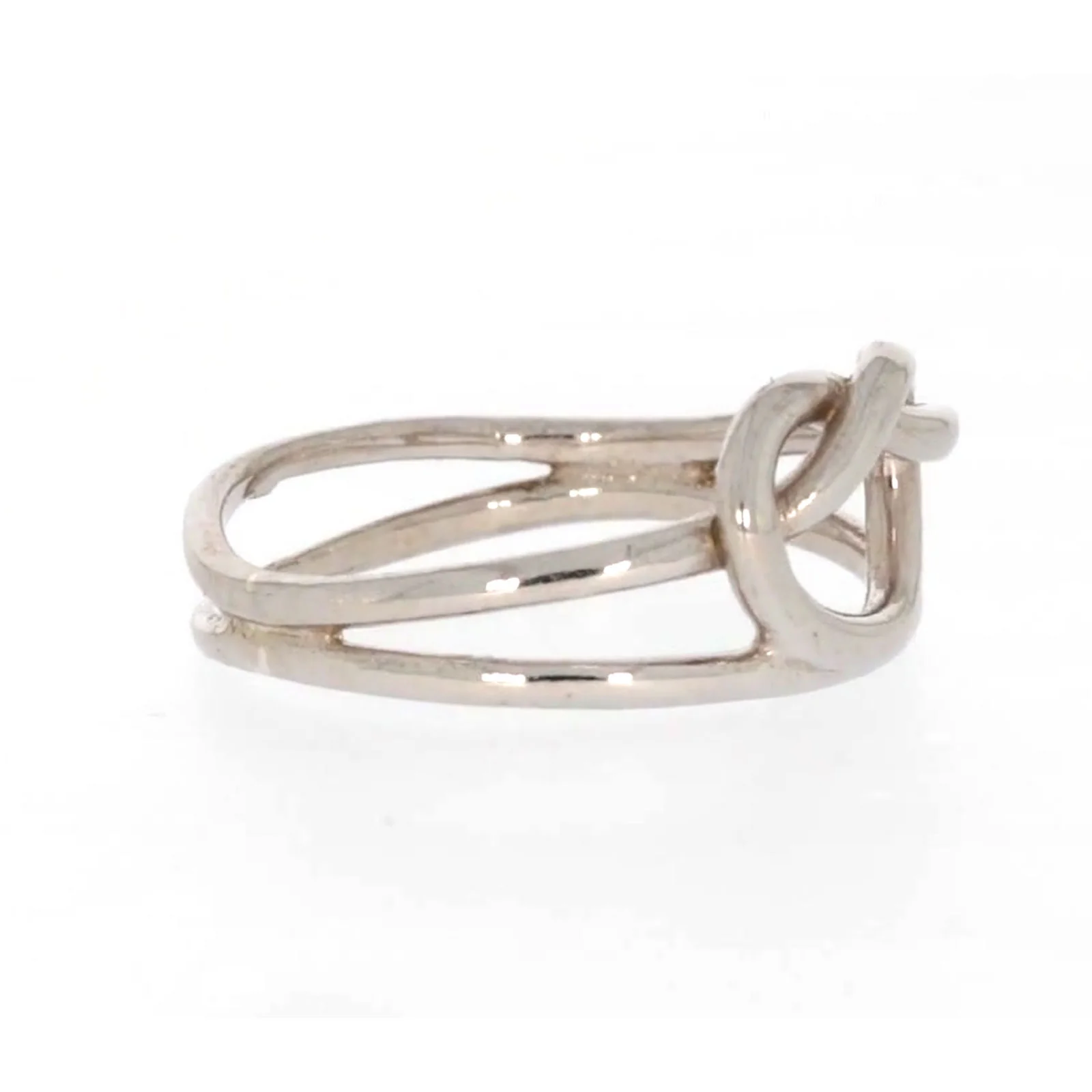 Sterling Silver Knot Heart Ring - Image 63
