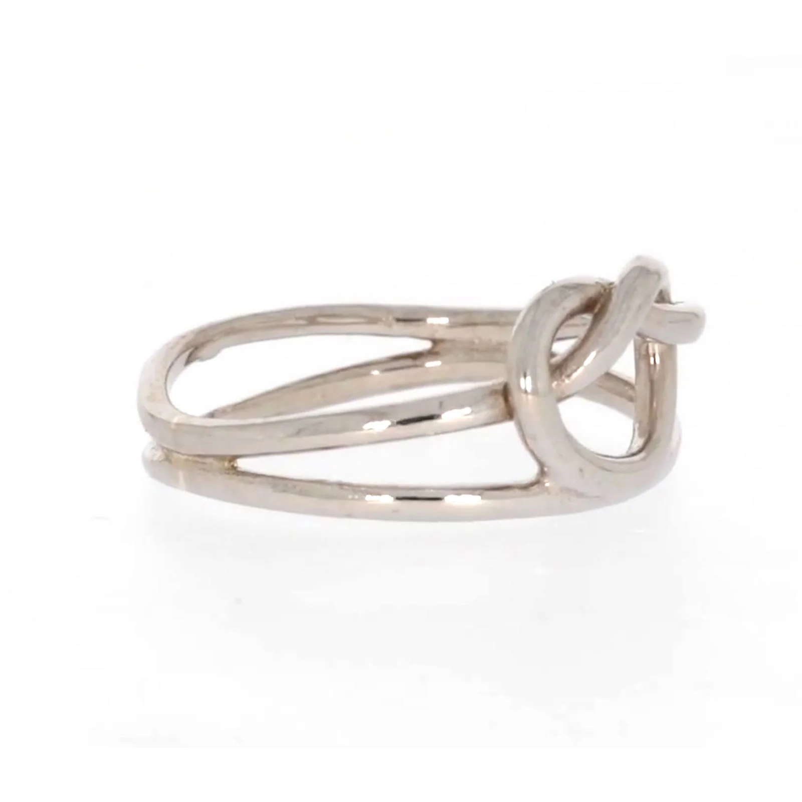 Sterling Silver Knot Heart Ring - Image 64