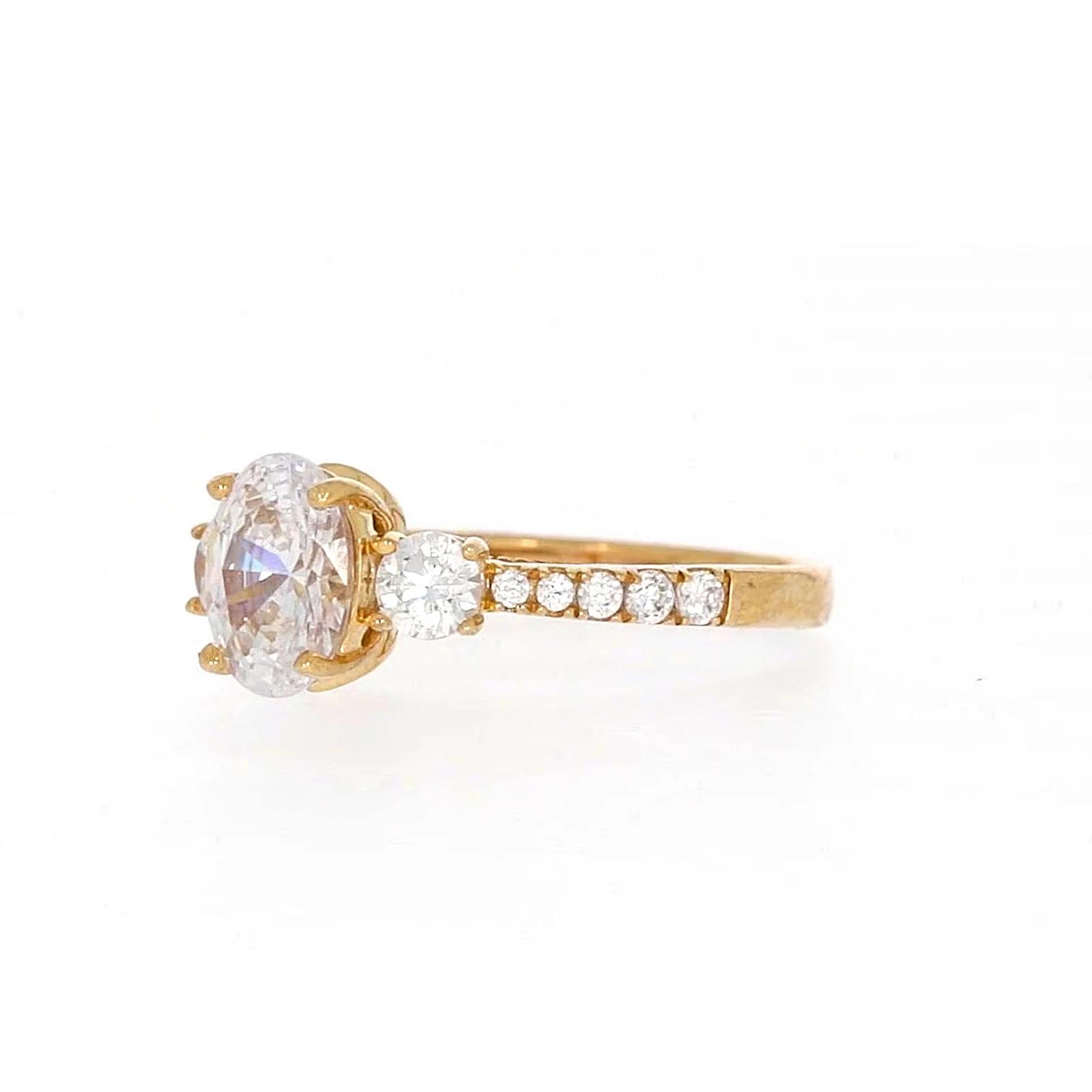 HUSH 9ct Yellow Gold Oval & Round Brilliant Cut with 1.70 CARAT tw of Diamond Simulants Ring - Image 10