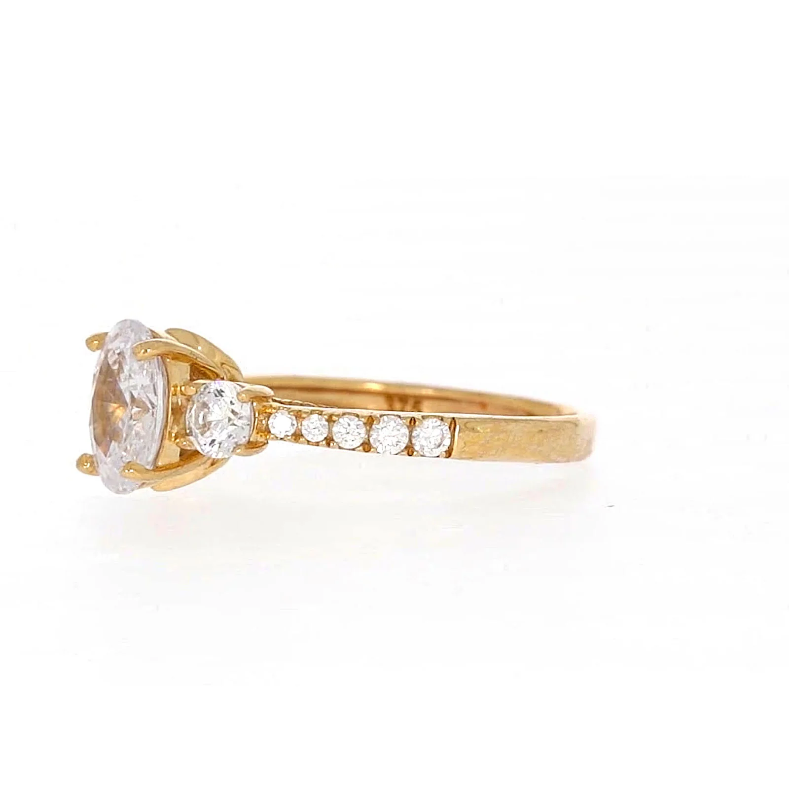 HUSH 9ct Yellow Gold Oval & Round Brilliant Cut with 1.70 CARAT tw of Diamond Simulants Ring - Image 14