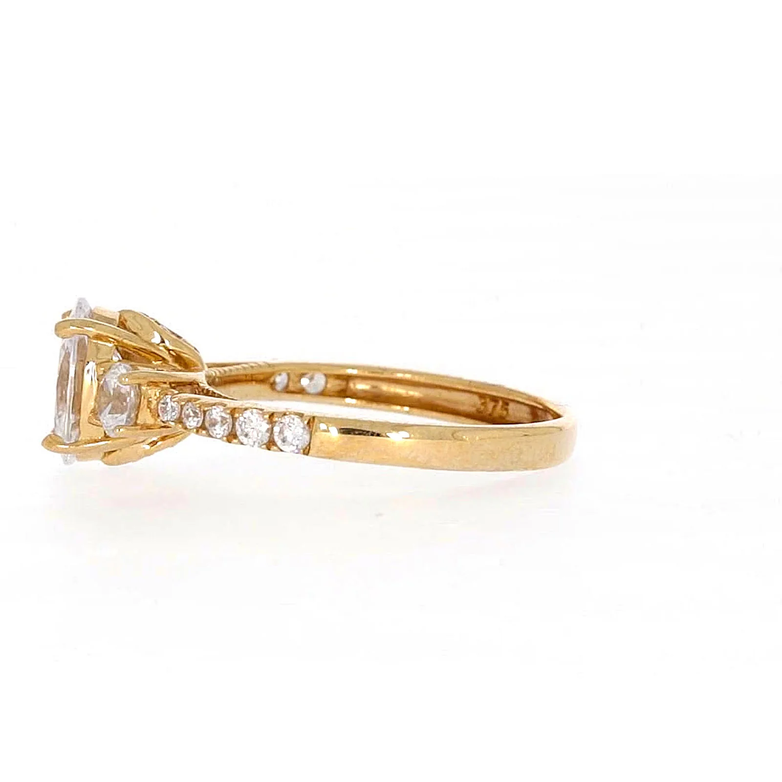 HUSH 9ct Yellow Gold Oval & Round Brilliant Cut with 1.70 CARAT tw of Diamond Simulants Ring - Image 21
