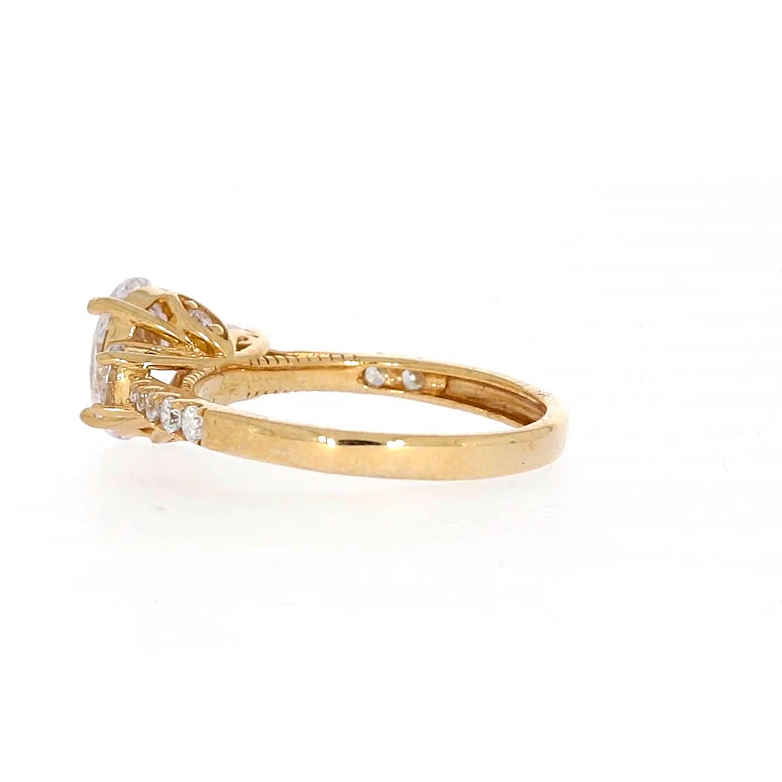 HUSH 9ct Yellow Gold Oval & Round Brilliant Cut with 1.70 CARAT tw of Diamond Simulants Ring - Image 28