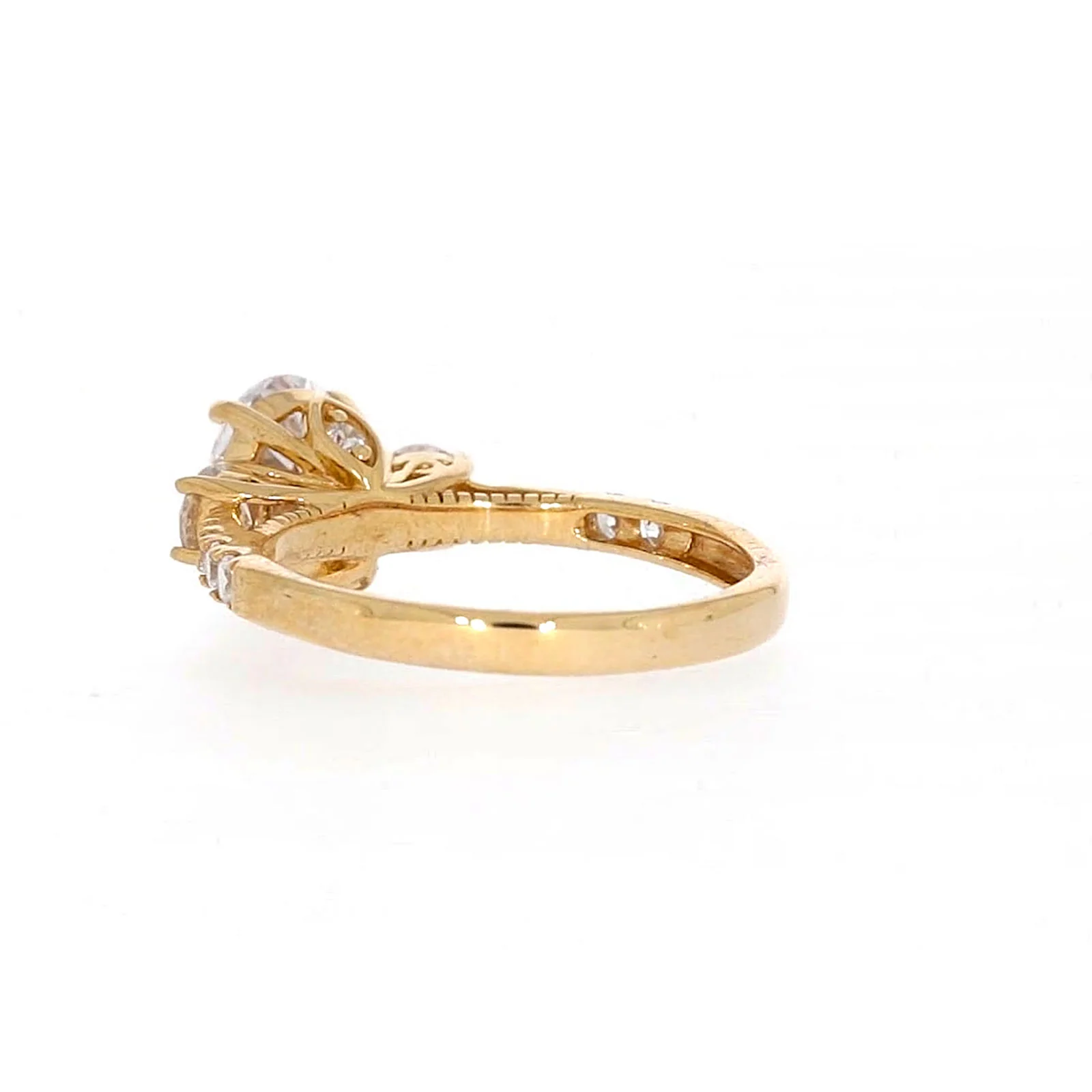 HUSH 9ct Yellow Gold Oval & Round Brilliant Cut with 1.70 CARAT tw of Diamond Simulants Ring - Image 32