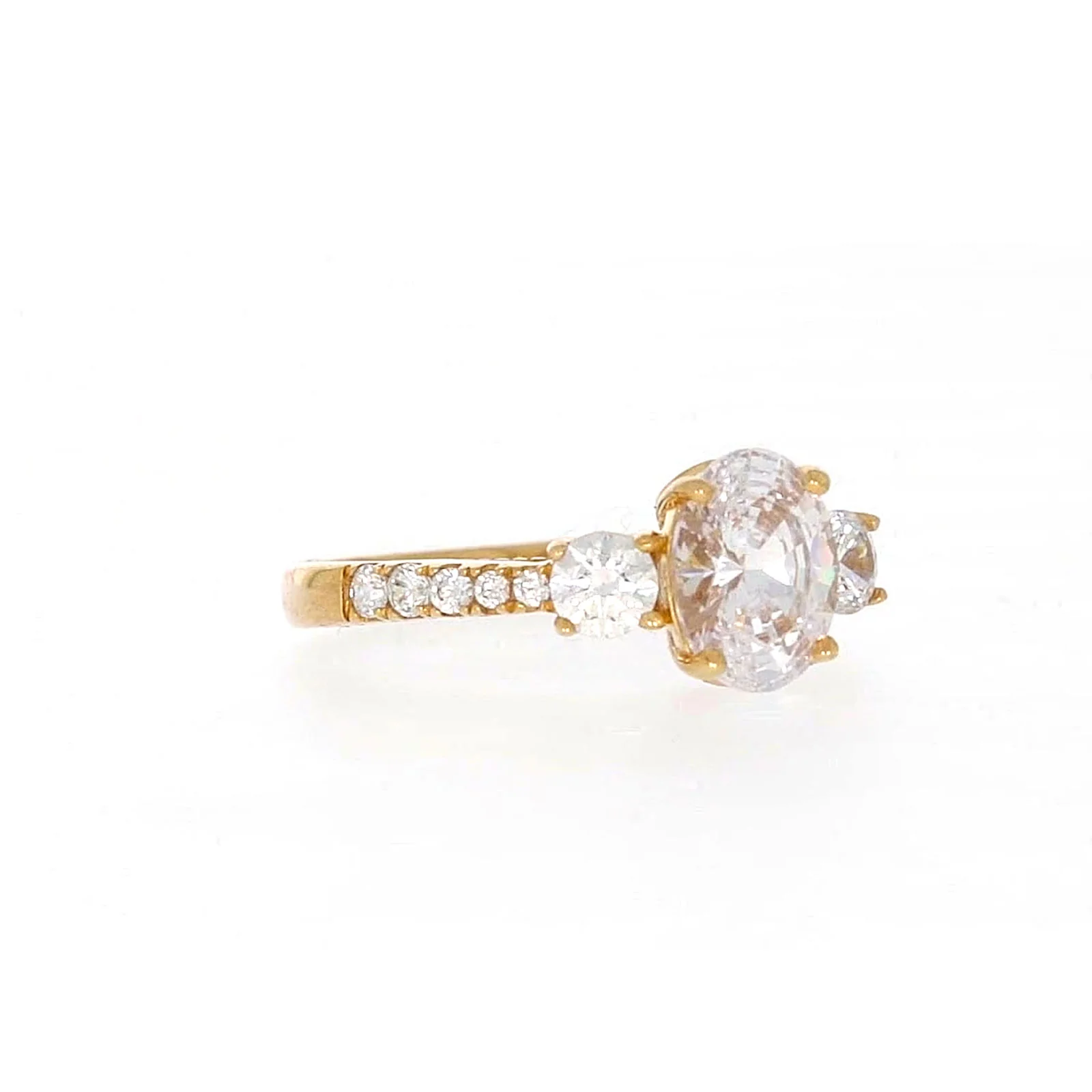 HUSH 9ct Yellow Gold Oval & Round Brilliant Cut with 1.70 CARAT tw of Diamond Simulants Ring - Image 71
