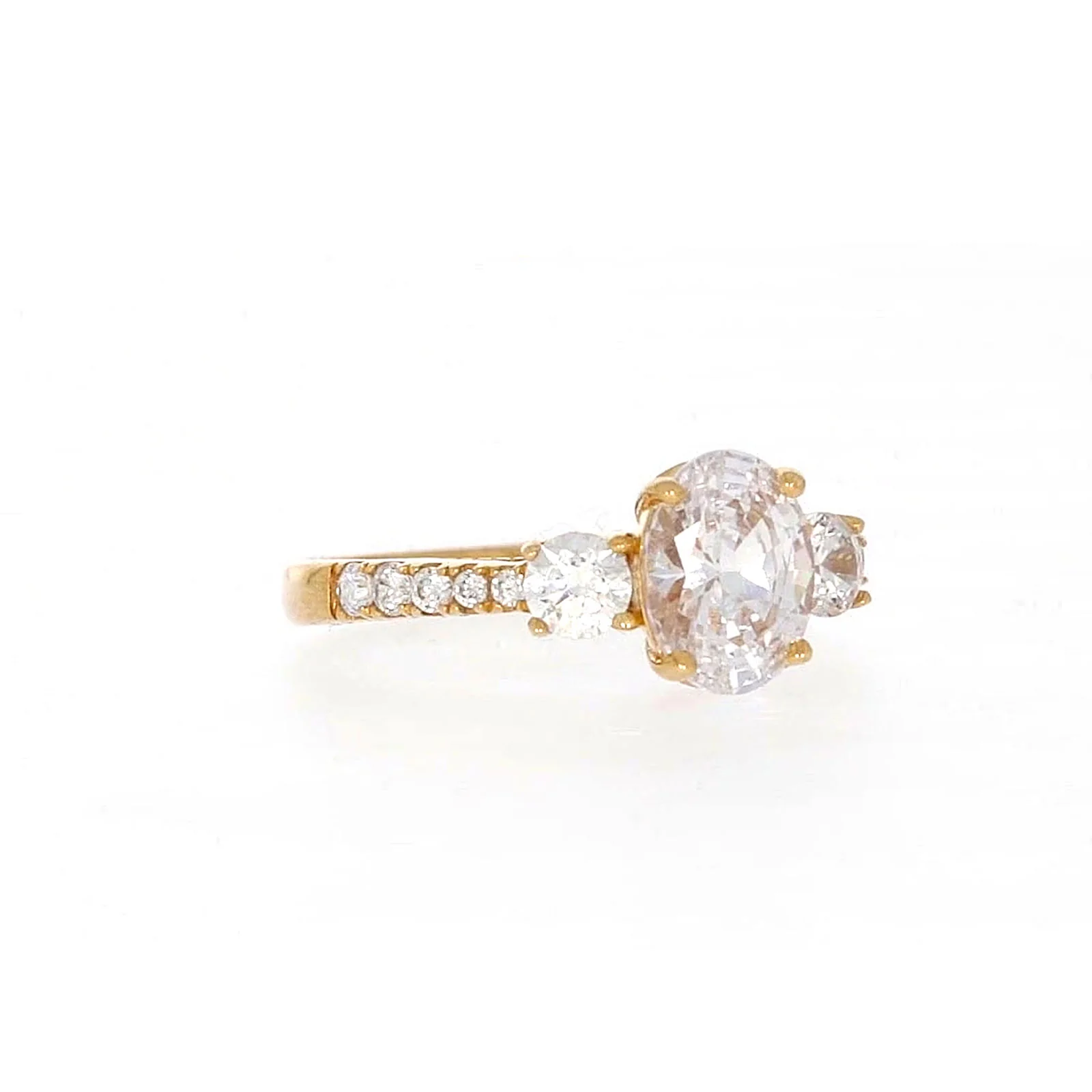 HUSH 9ct Yellow Gold Oval & Round Brilliant Cut with 1.70 CARAT tw of Diamond Simulants Ring - Image 72