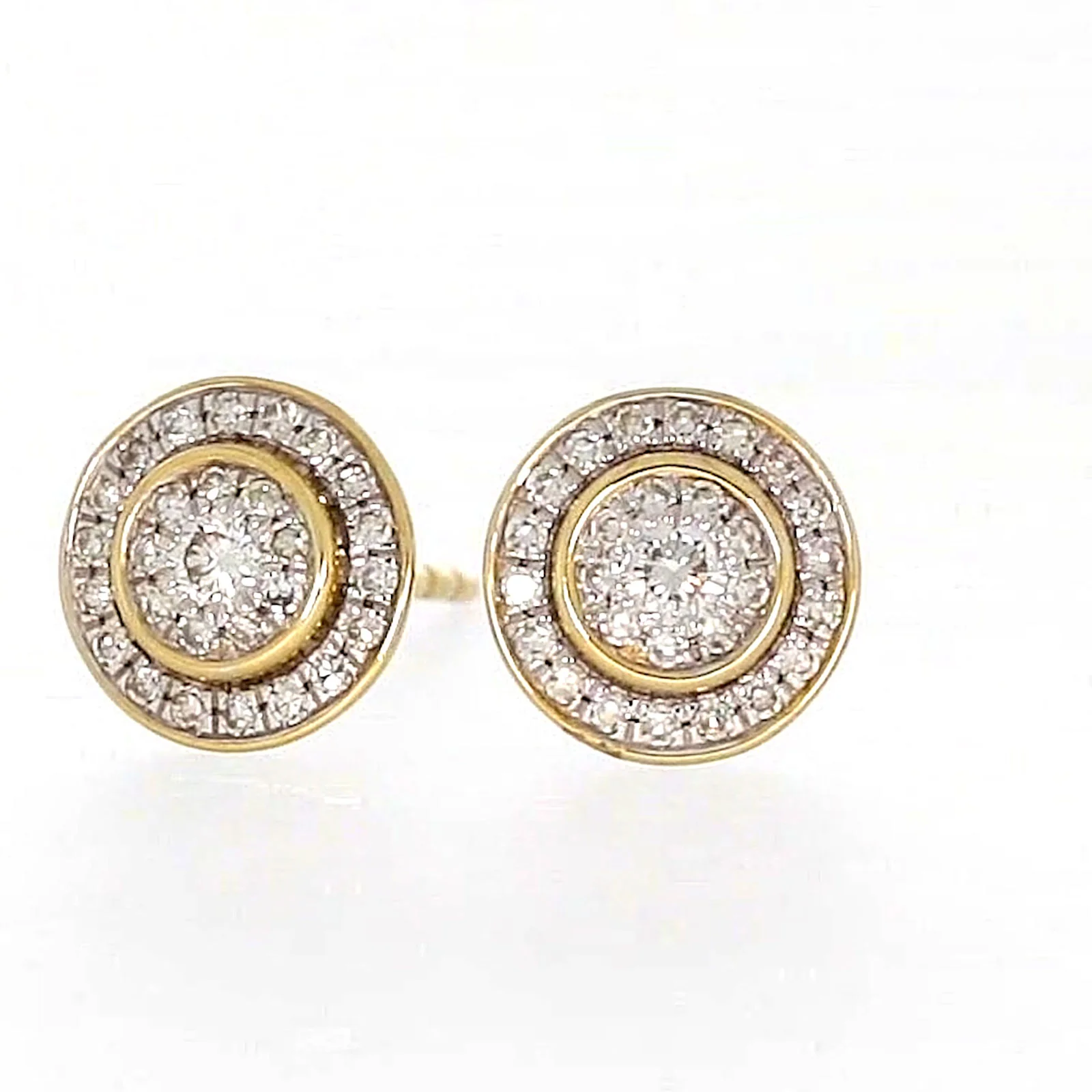 9ct Yellow Gold Round Brilliant Cut with 1/4 CARAT tw of Diamonds Stud Earrings - Image 7