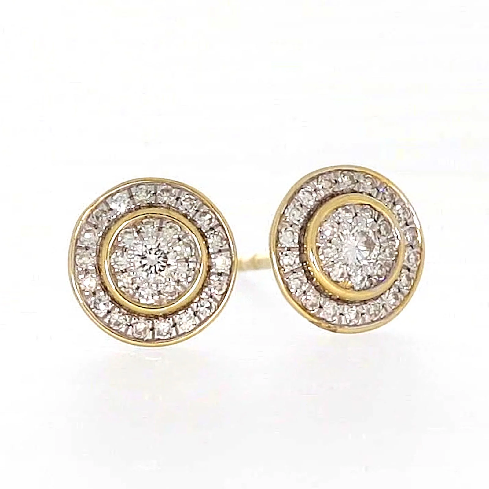 9ct Yellow Gold Round Brilliant Cut with 1/4 CARAT tw of Diamonds Stud Earrings - Image 75