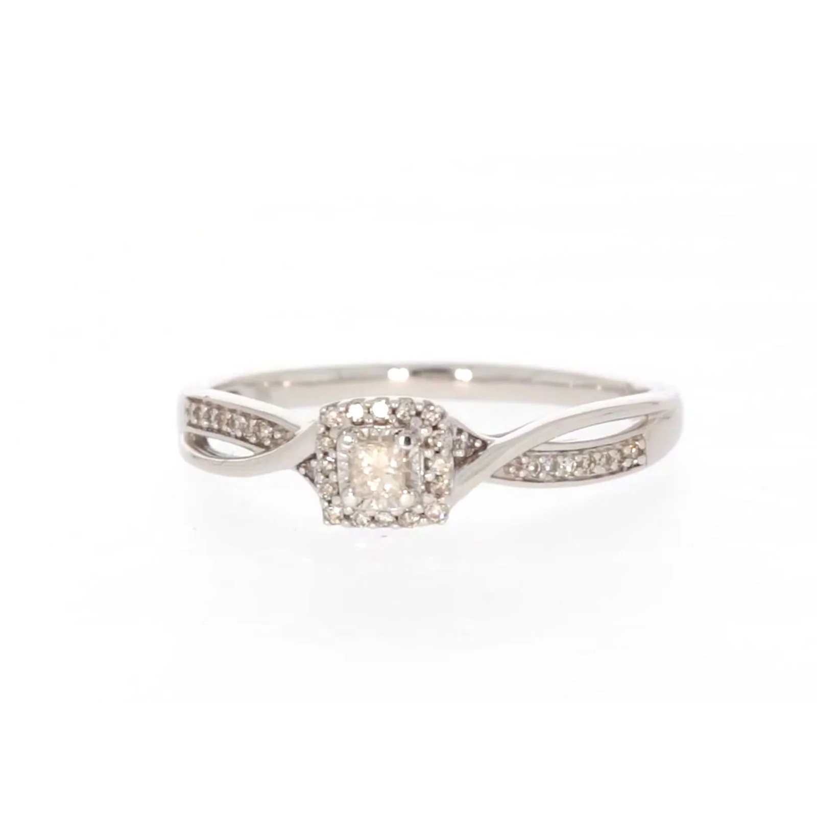 9ct White Gold Princess & Round Brilliant Cut 0.15 CARAT tw of Diamonds Ring - Image 3
