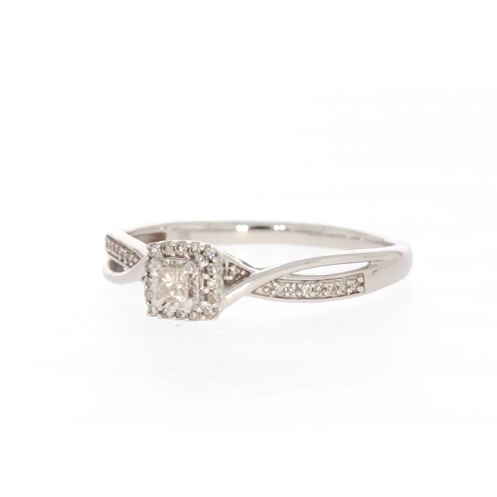 9ct White Gold Princess & Round Brilliant Cut 0.15 CARAT tw of Diamonds Ring - Image 6