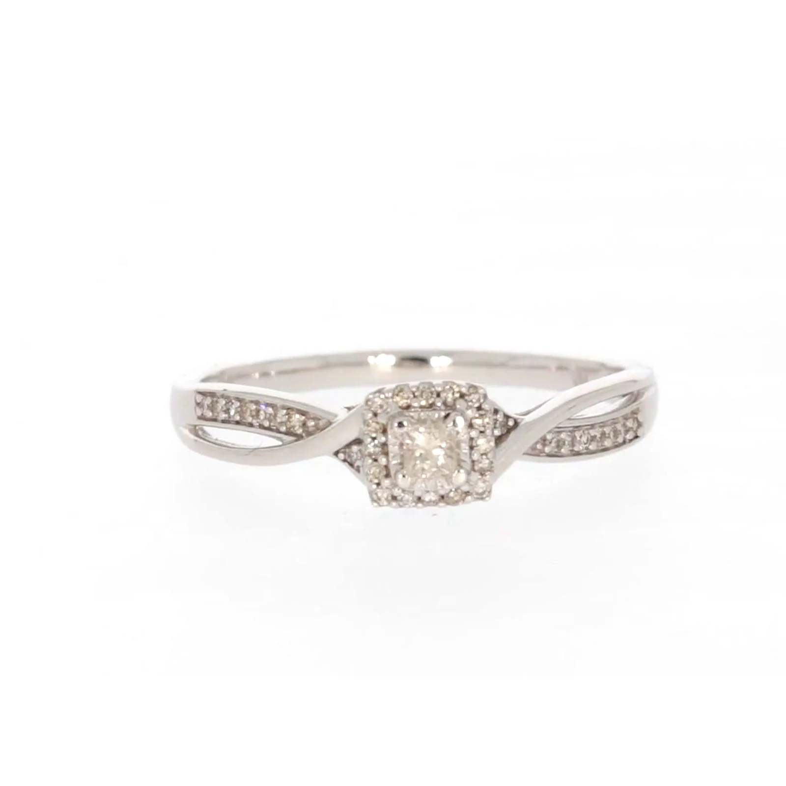 9ct White Gold Princess & Round Brilliant Cut 0.15 CARAT tw of Diamonds Ring - Image 75