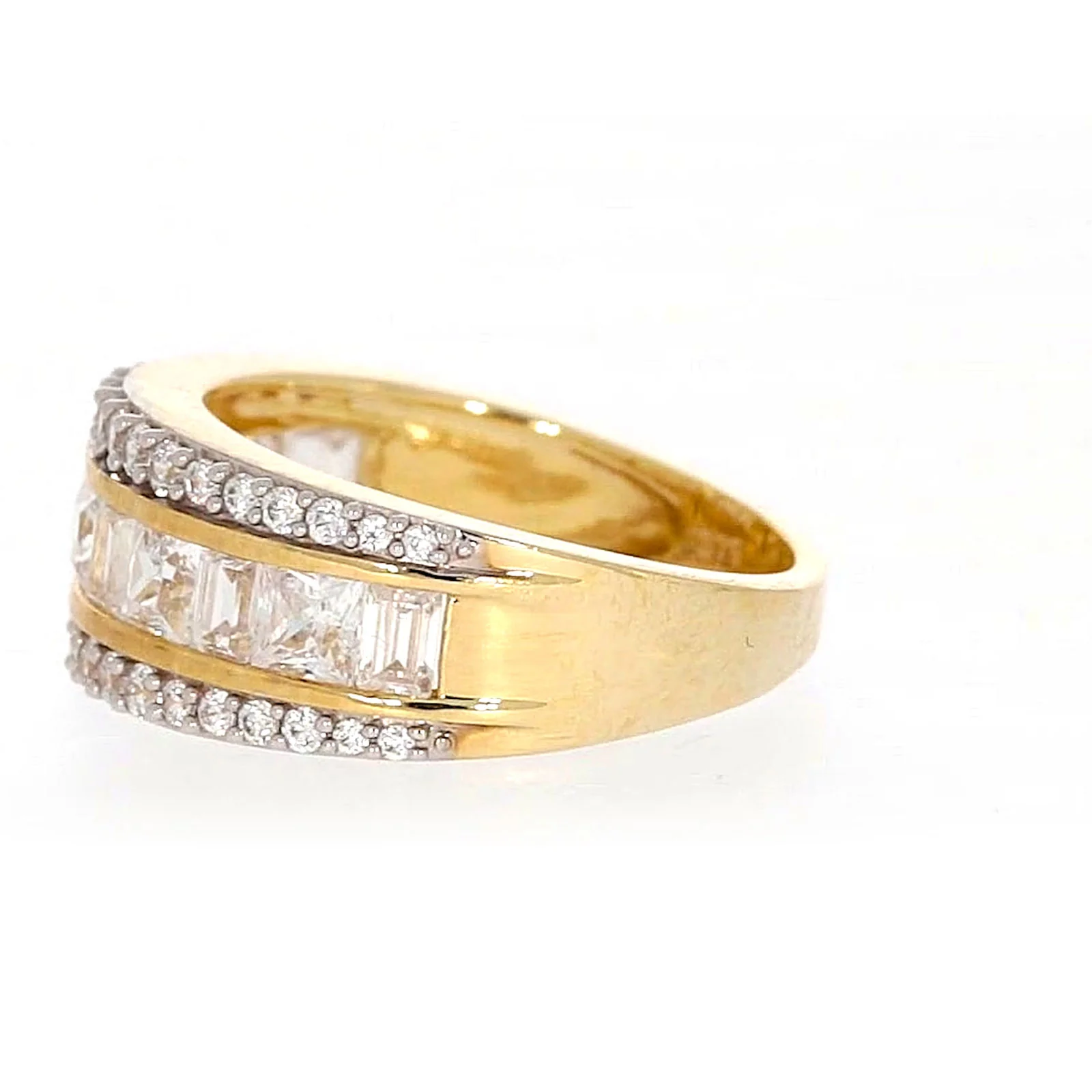 HUSH 9ct Yellow Gold Round Brilliant Cut 1 1/2 CARAT tw of Diamond Simulants Ring - Image 18